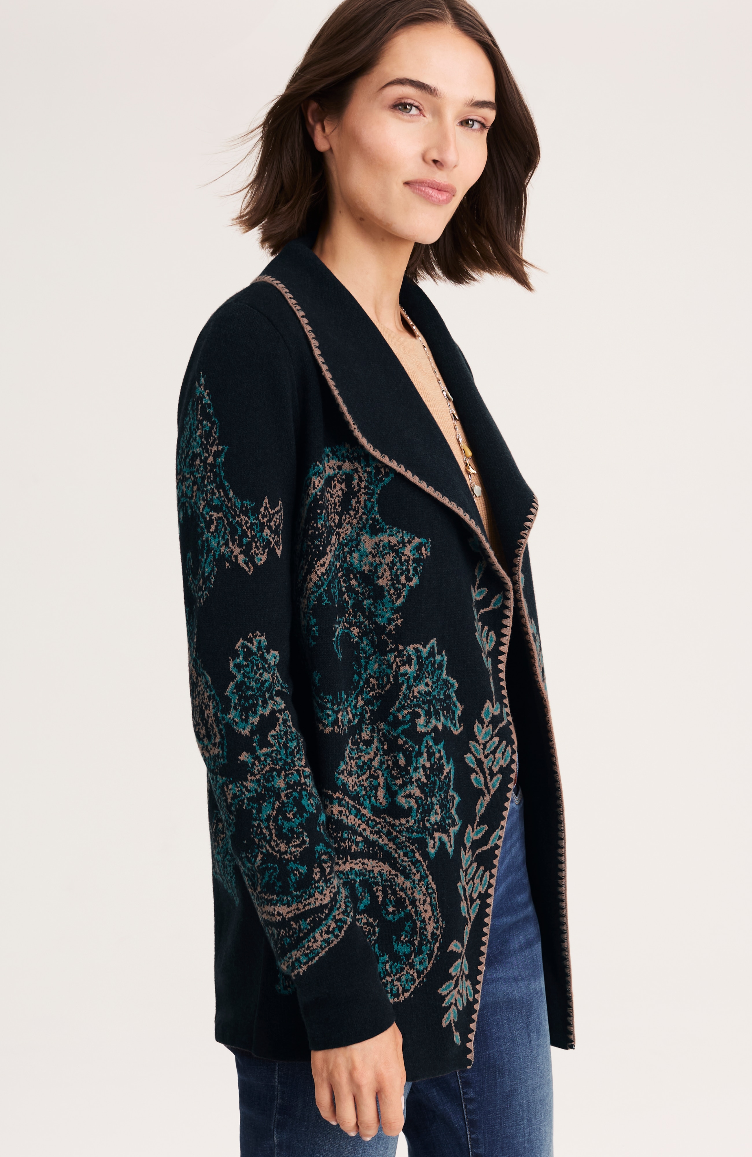 embroidered jacquard shawl-collar cardi