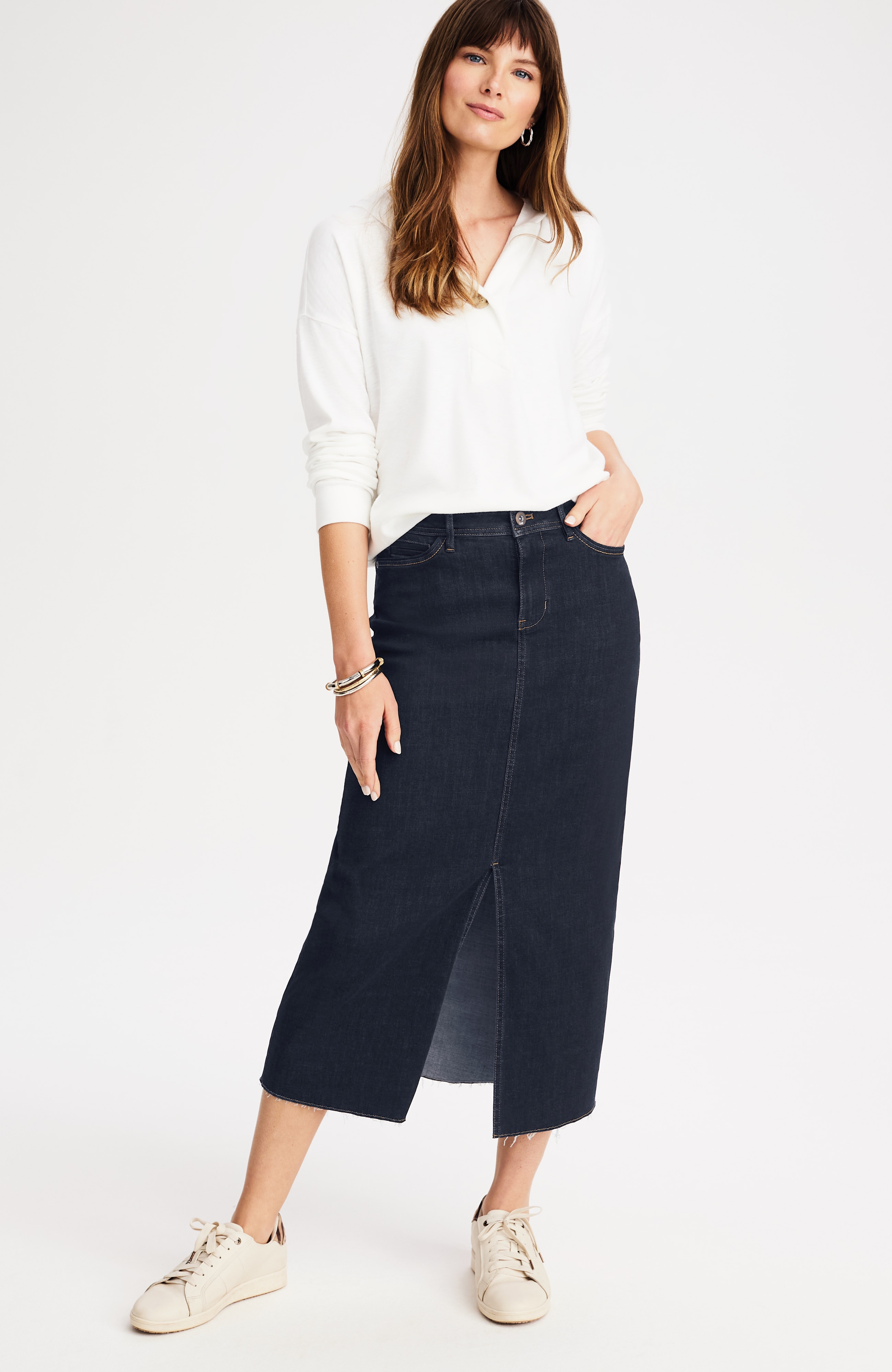fringed-hem denim midi skirt