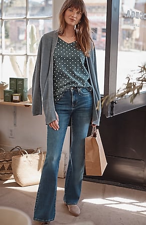 Image for High-Rise Curved-Pocket Flare Jeans