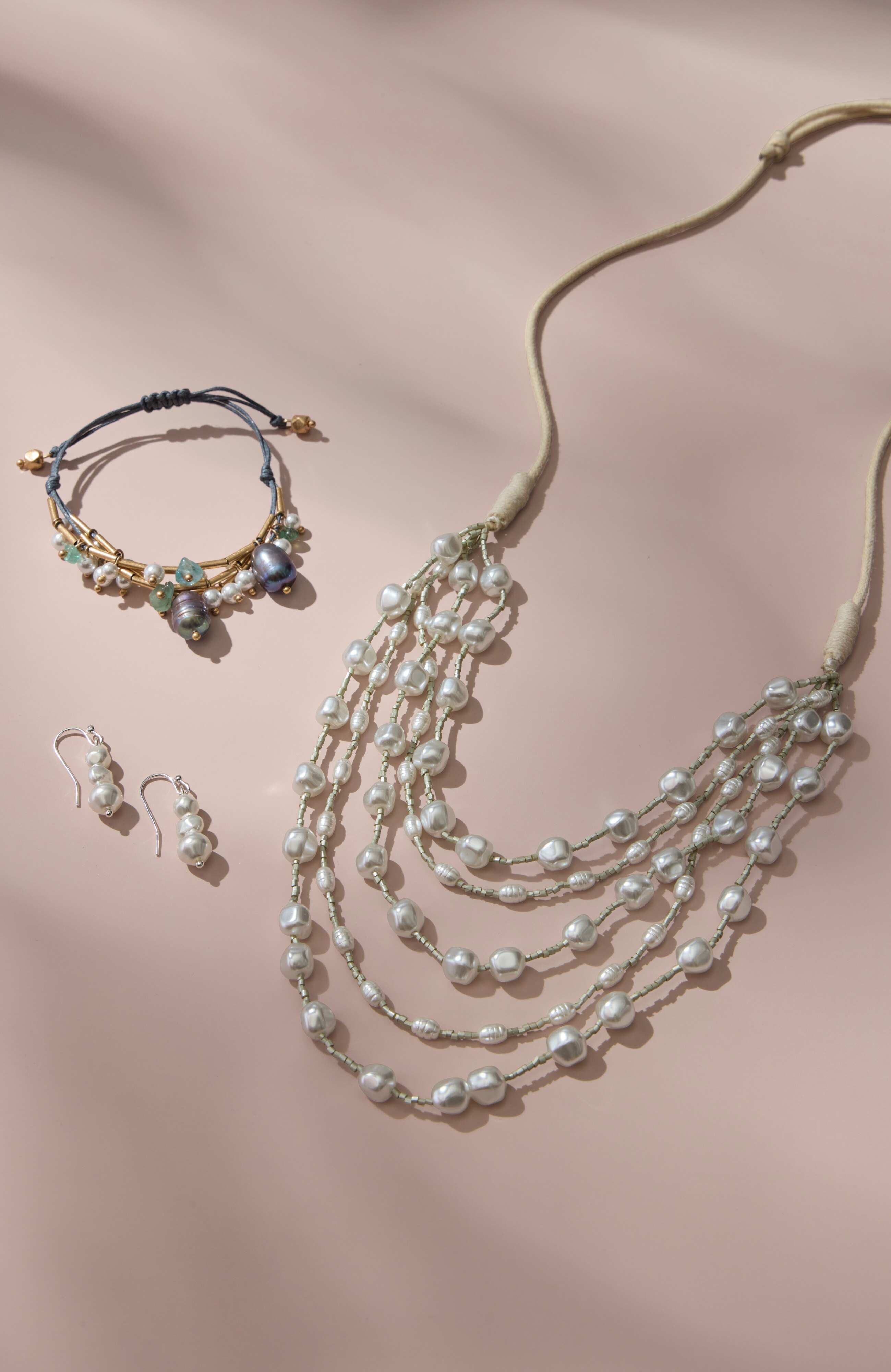 quiet radiance earrings