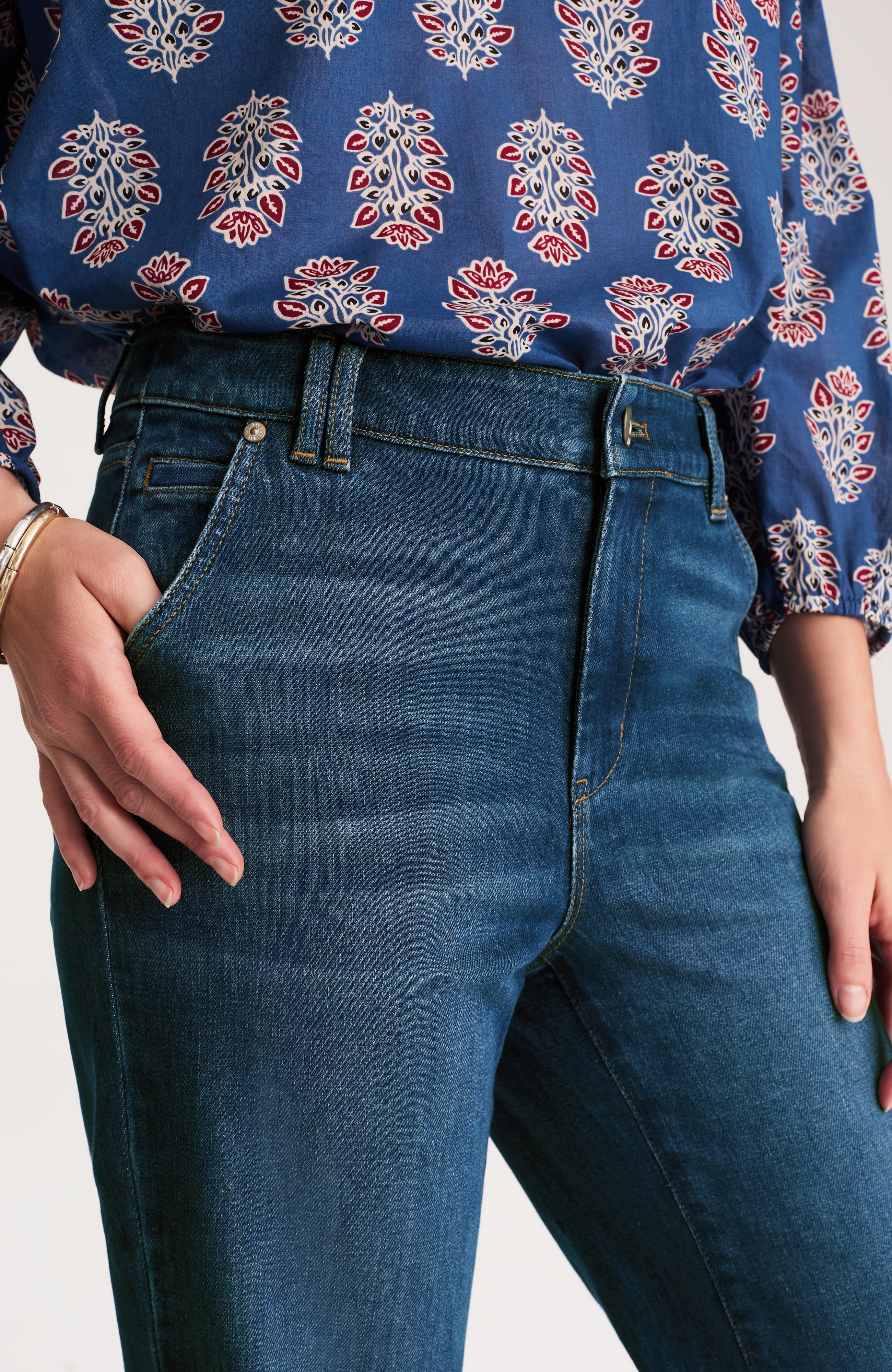 high-rise wide-leg trouser jeans