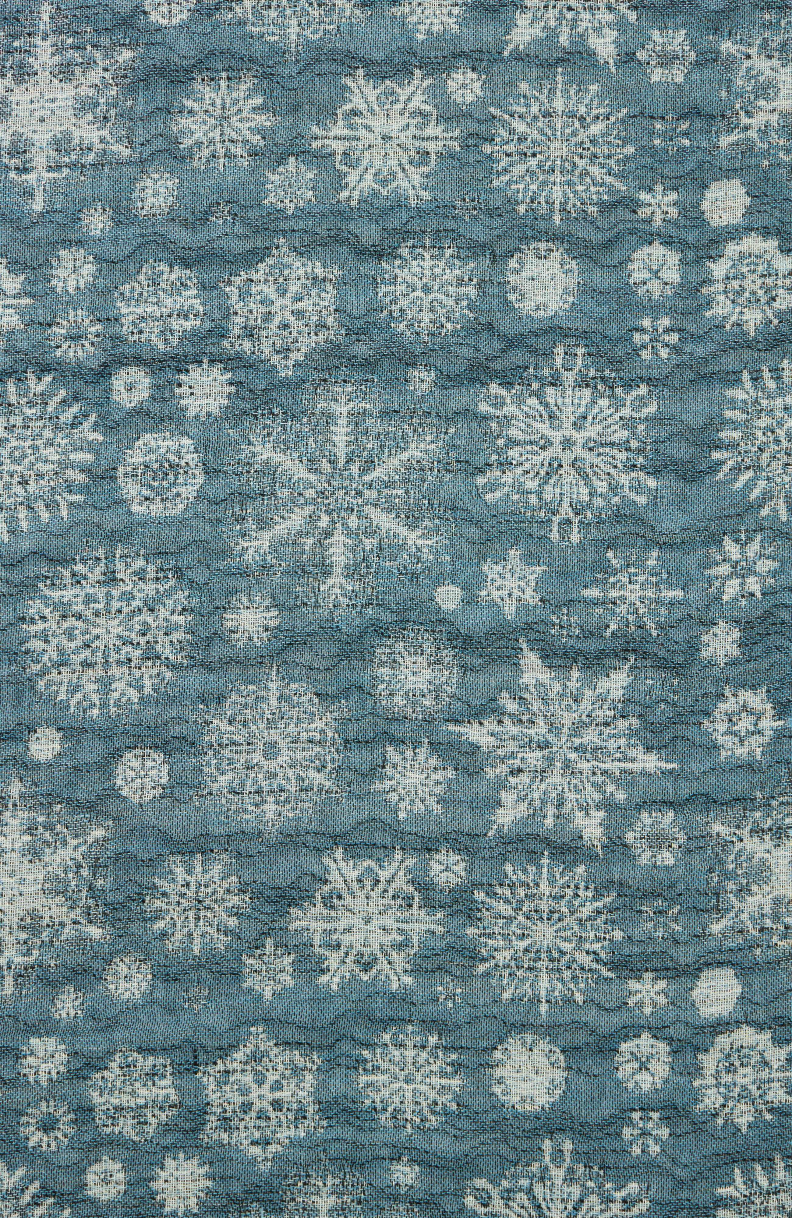 embroidered snowflake jacquard scarf