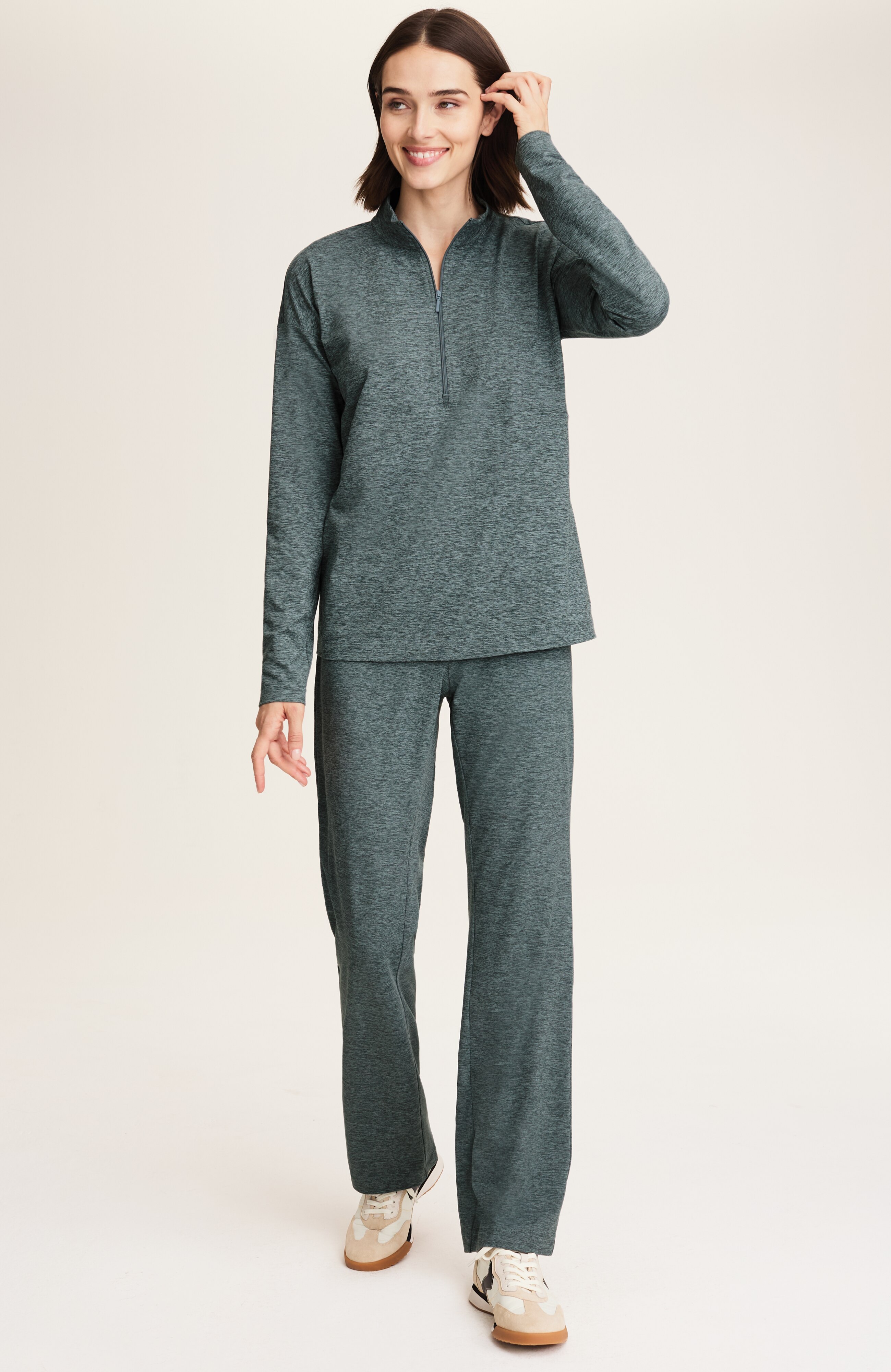 fit supreme-stretch half-zip