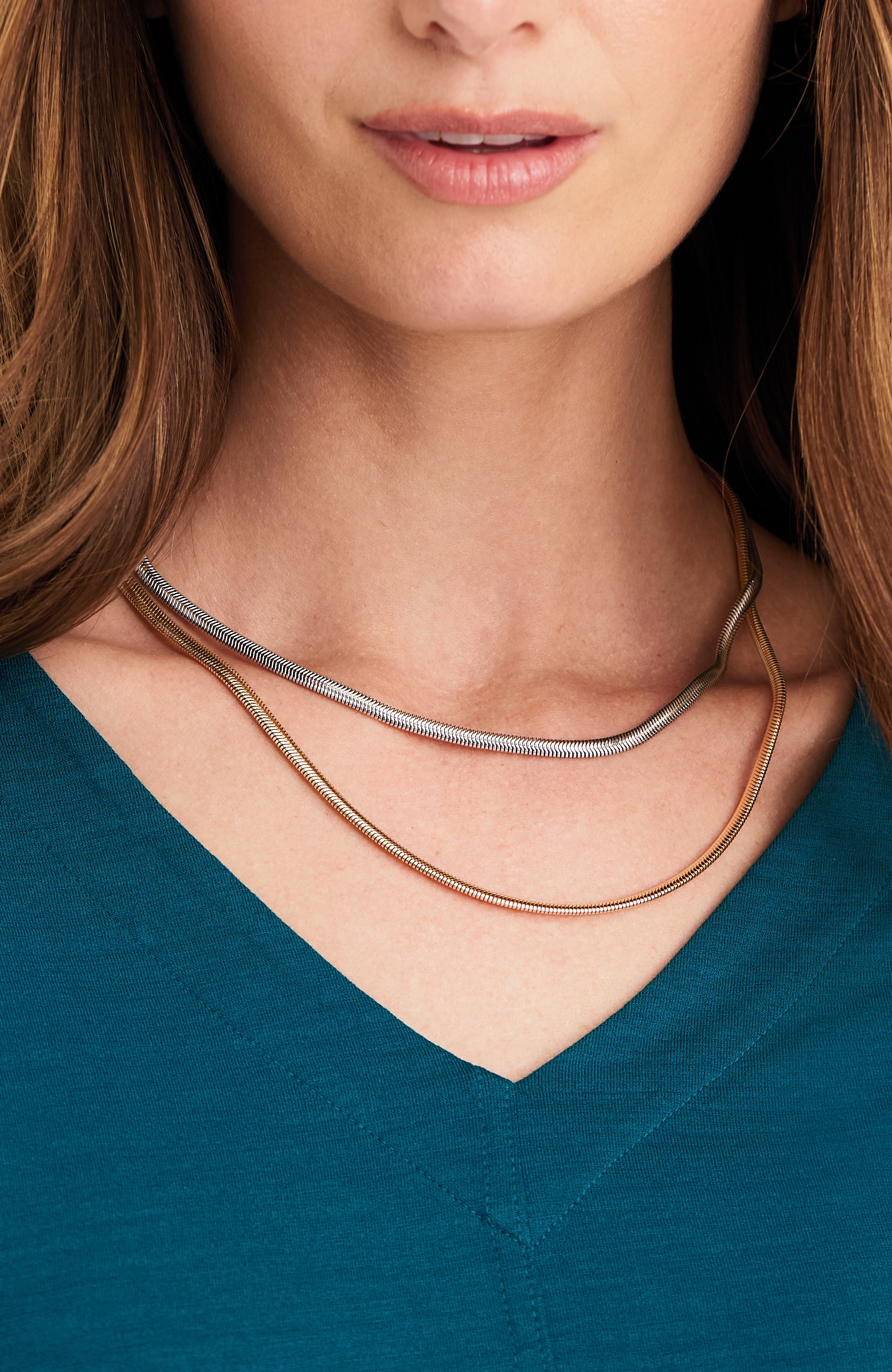 modern elements snake chain necklace