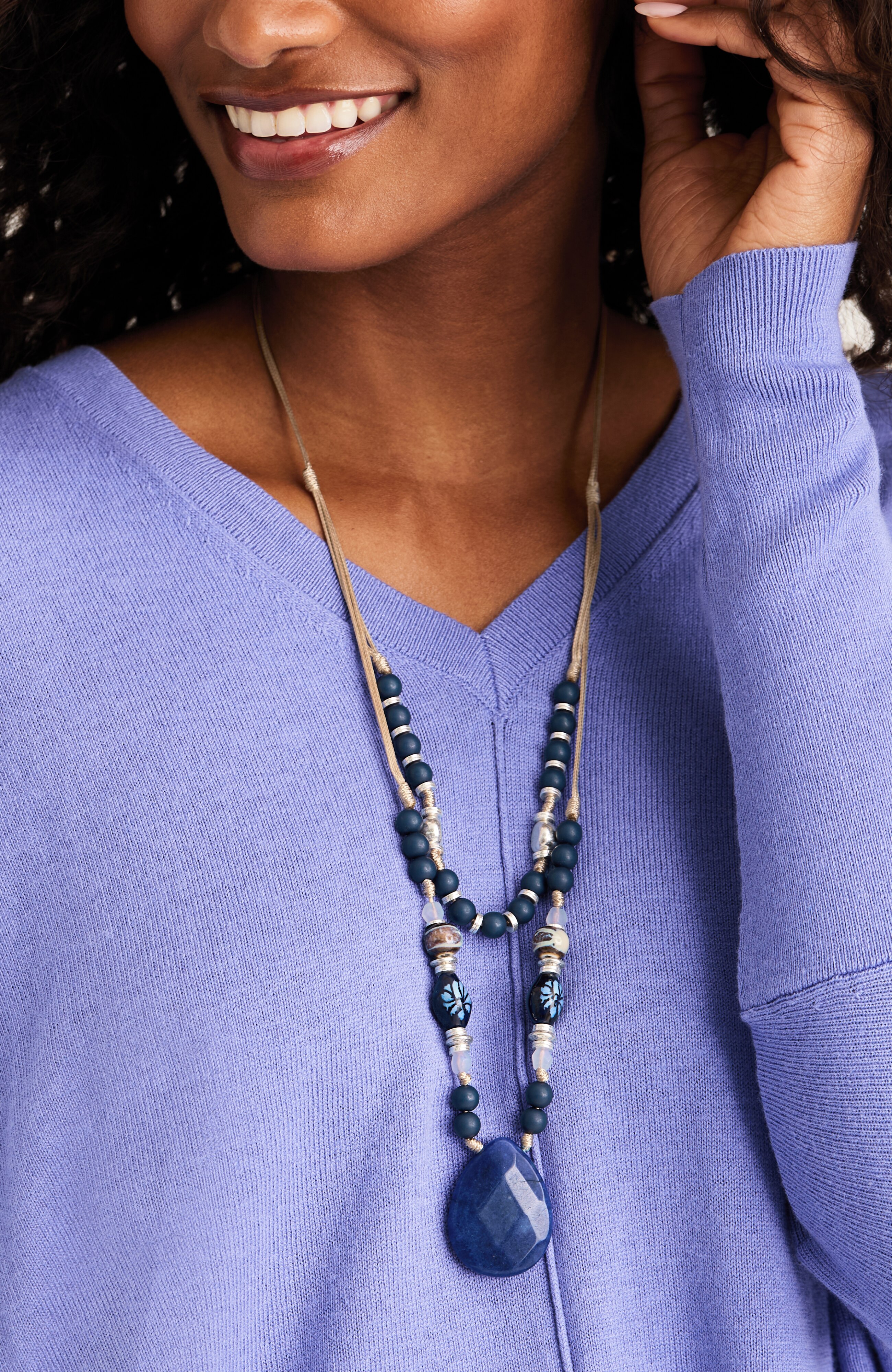 ceramic beaded pendant necklace