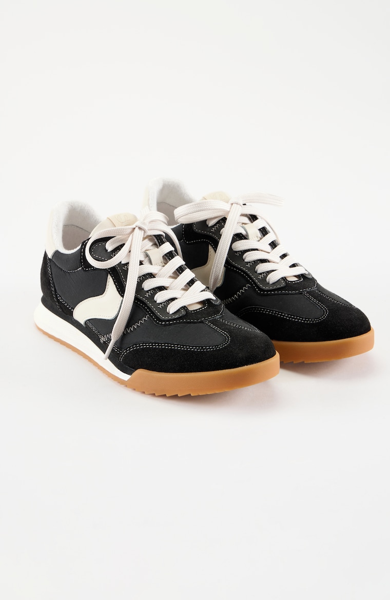 Primary view of the sofft® kat sneakers