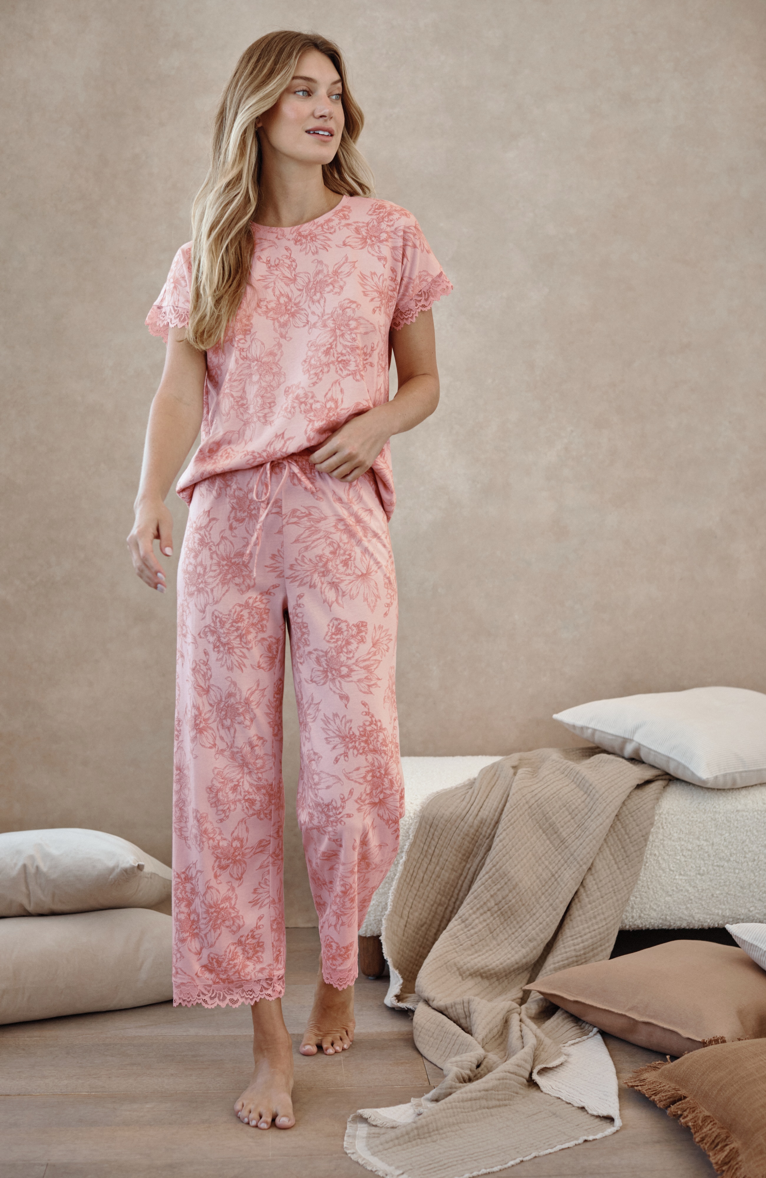 sleep ultrasoft lace-trimmed crops