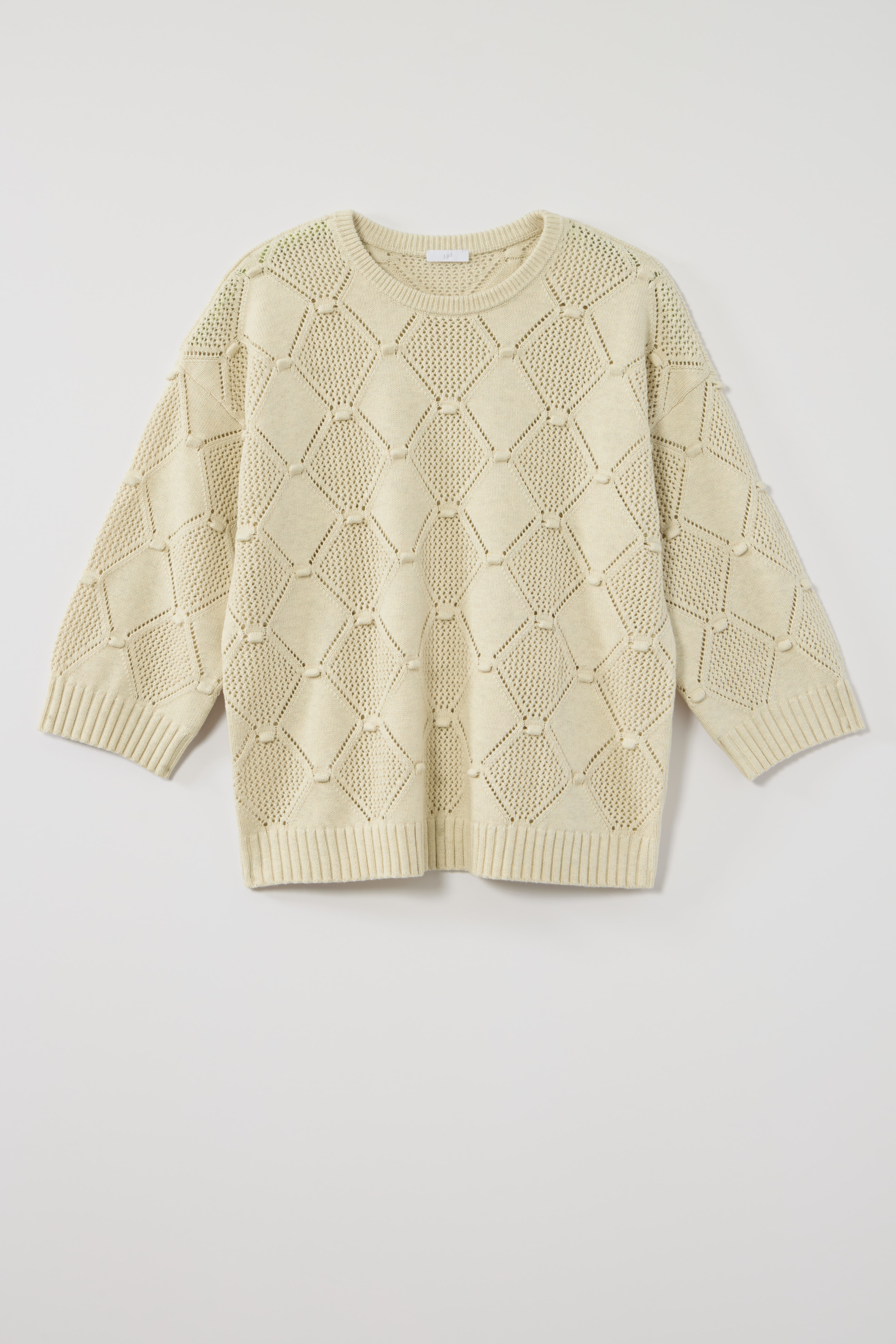diamond-patterned textured sweater