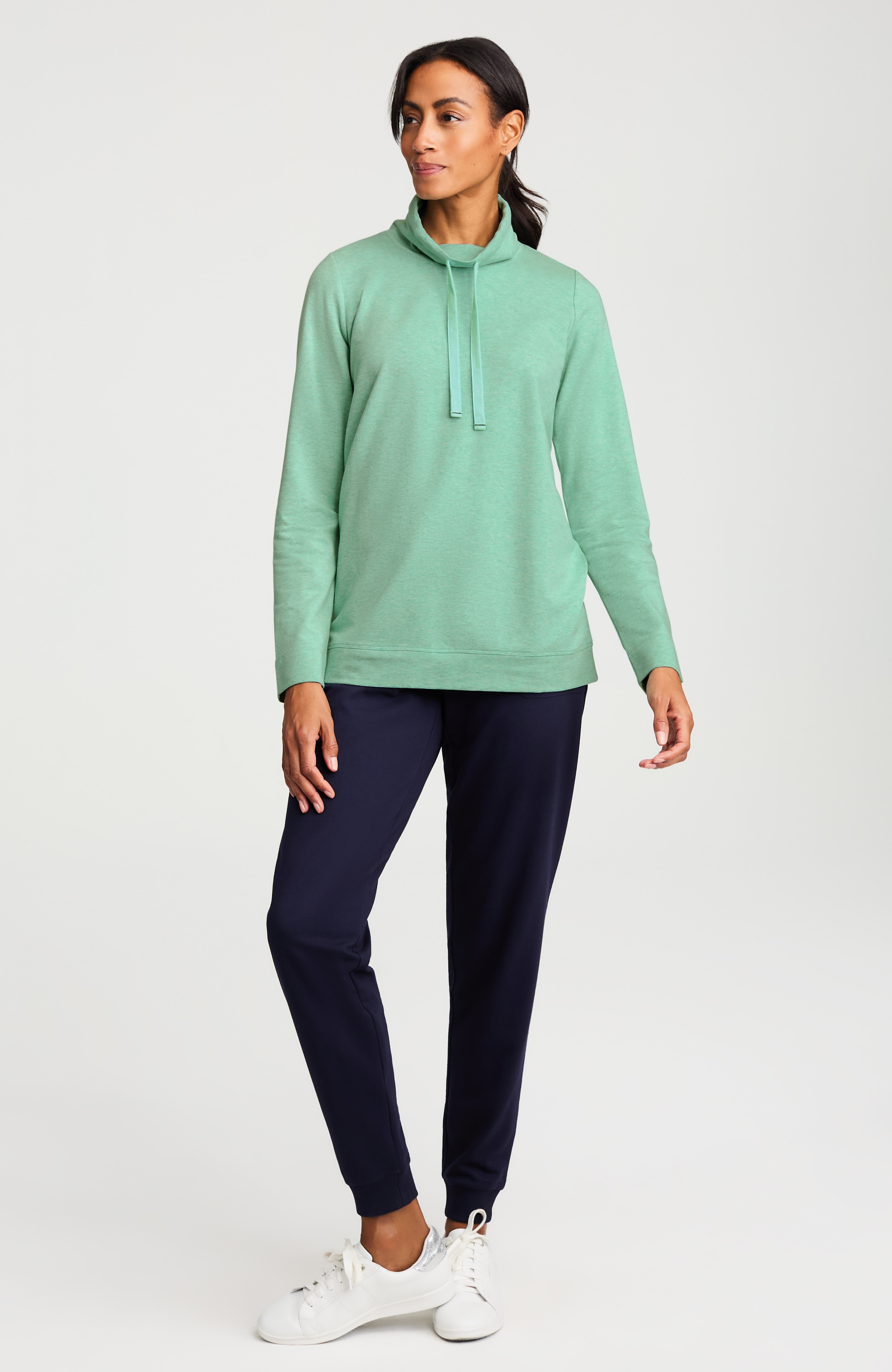 fit heathered mock-neck sweatshirt