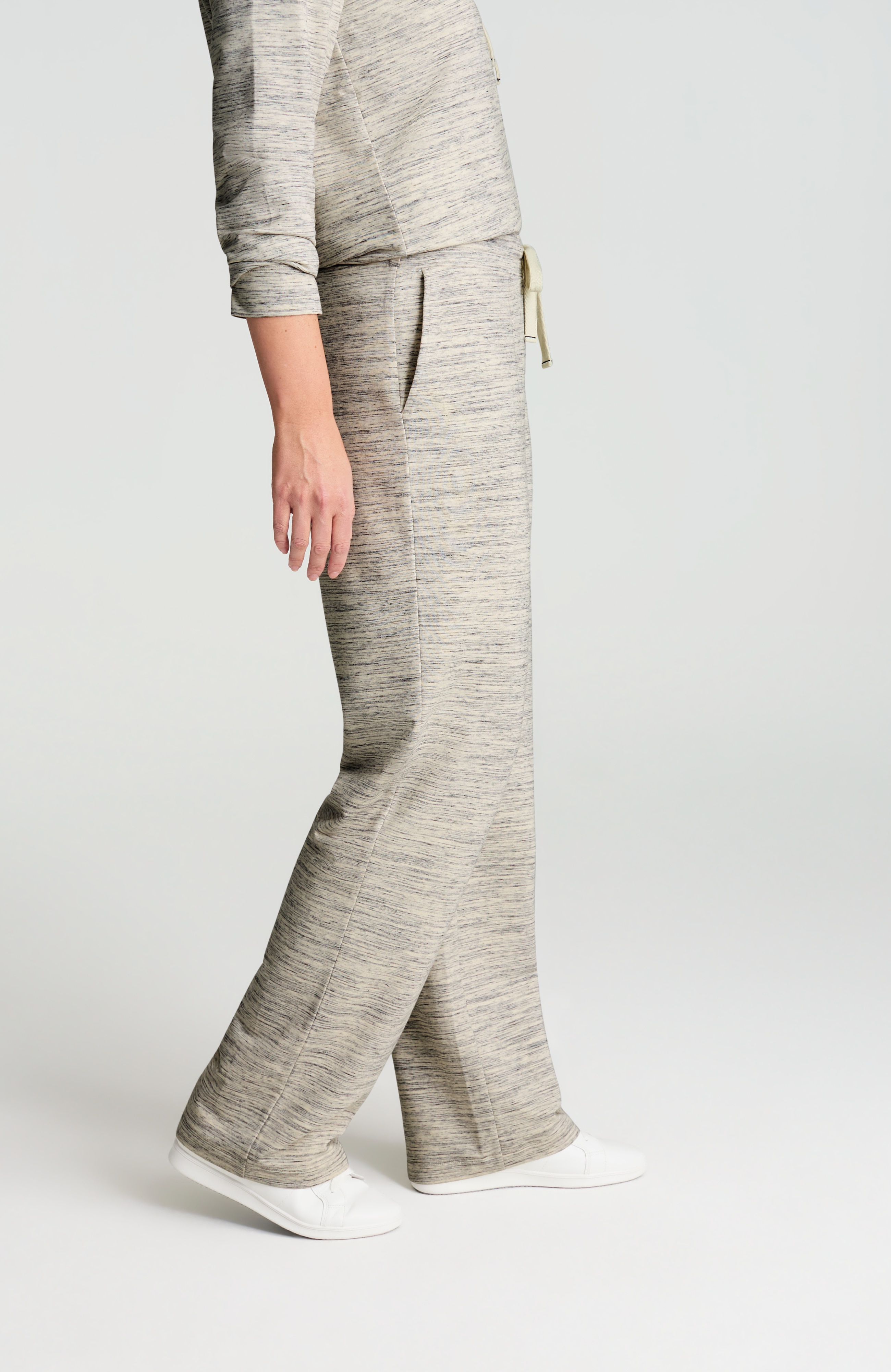 fit heathered straight-leg pants