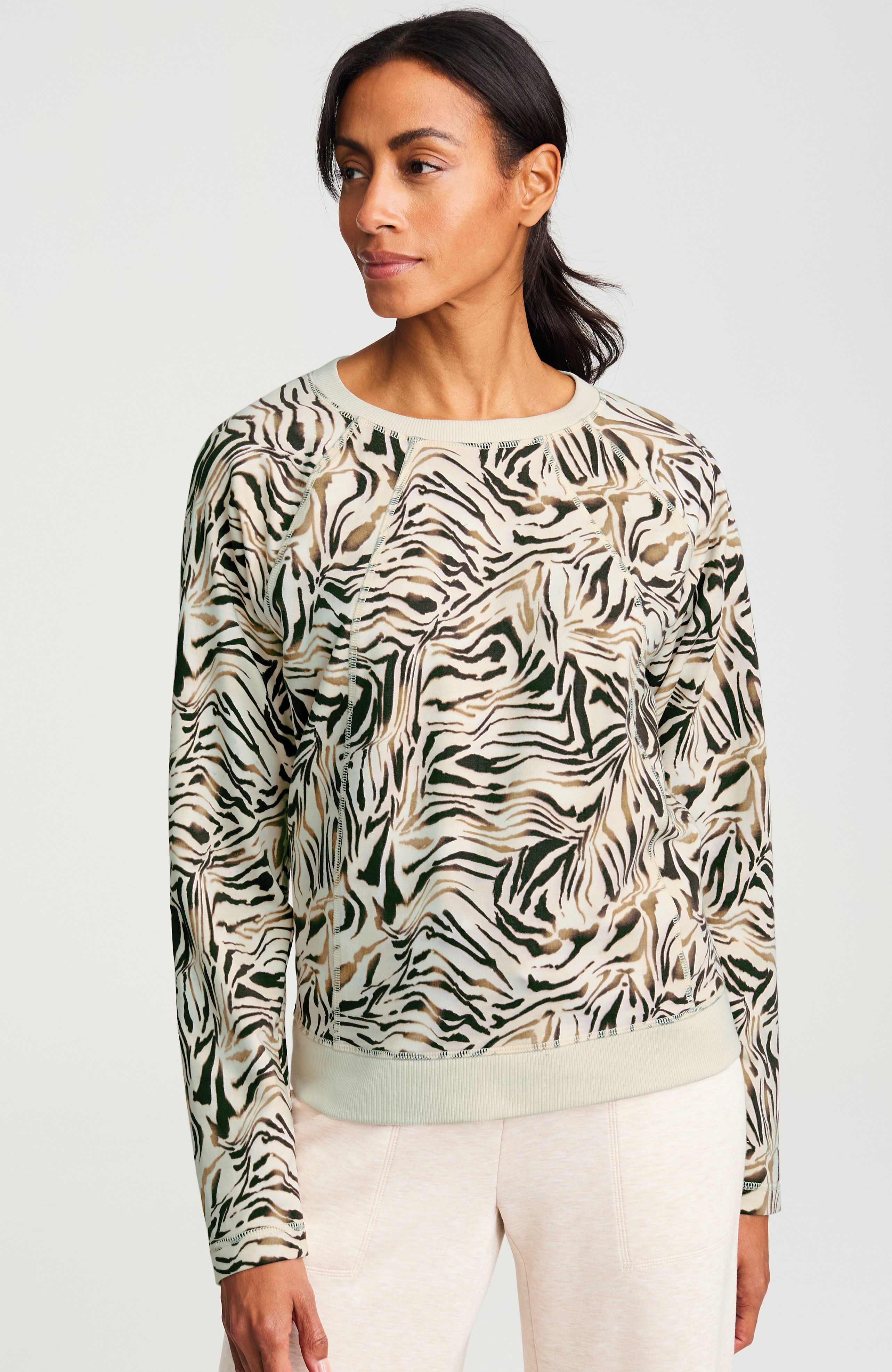 fit tonal-stitch pullover