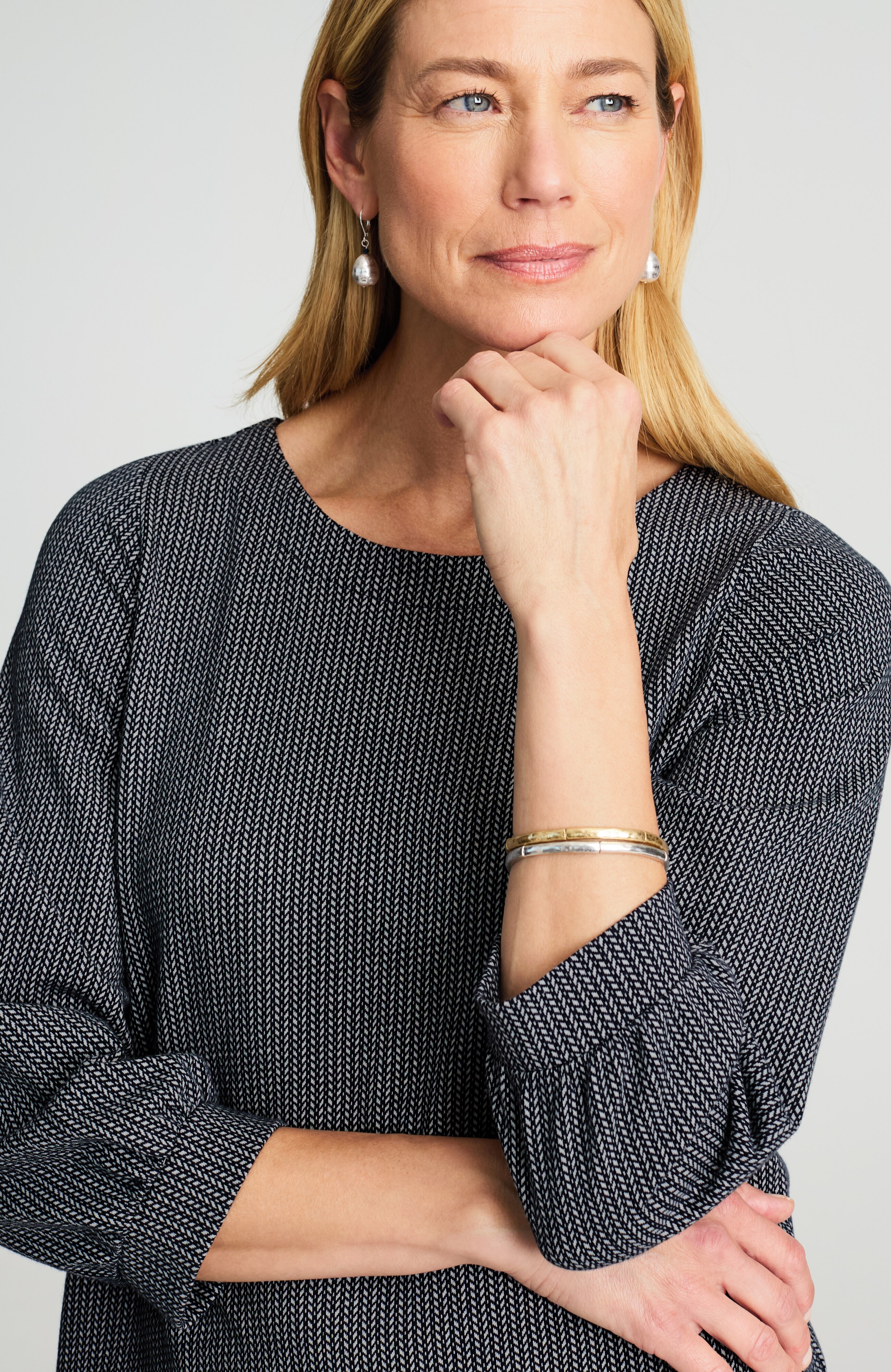 wearever jacquard cuffed top