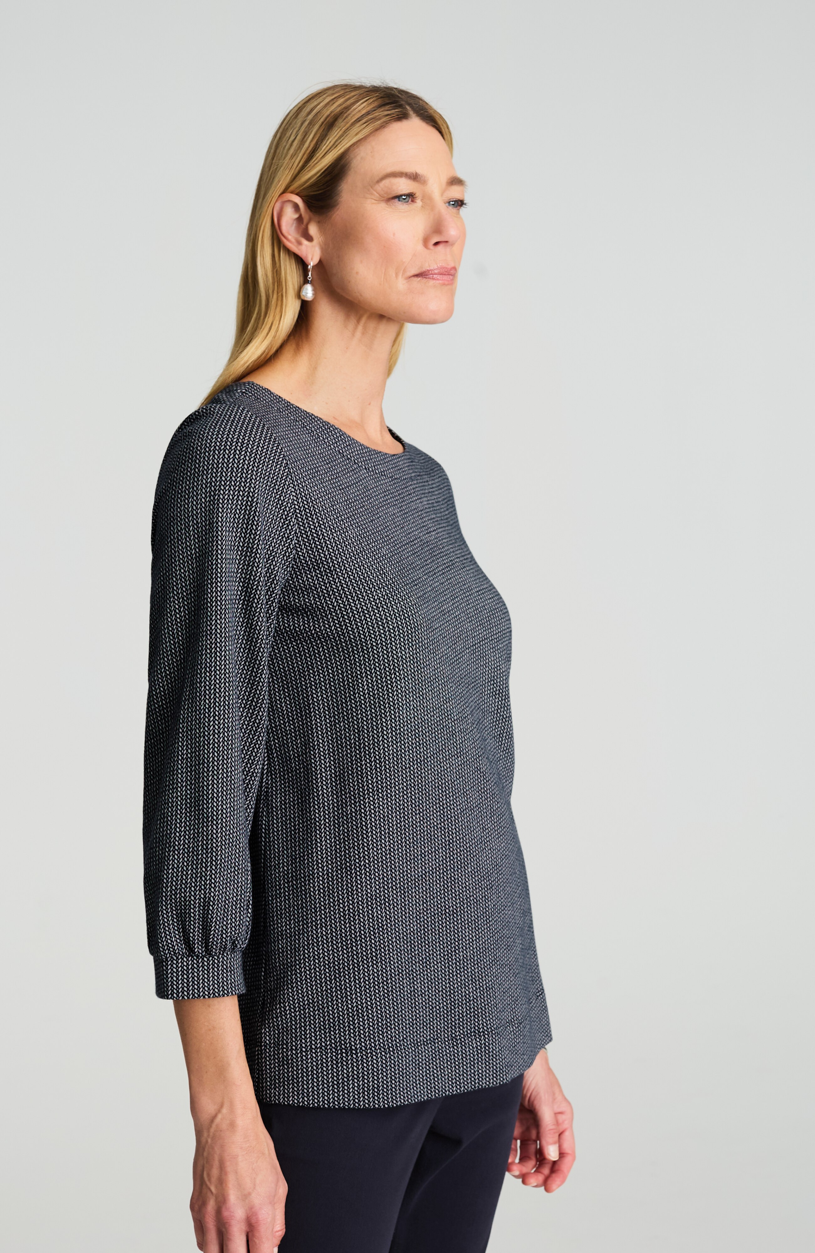 wearever jacquard cuffed top