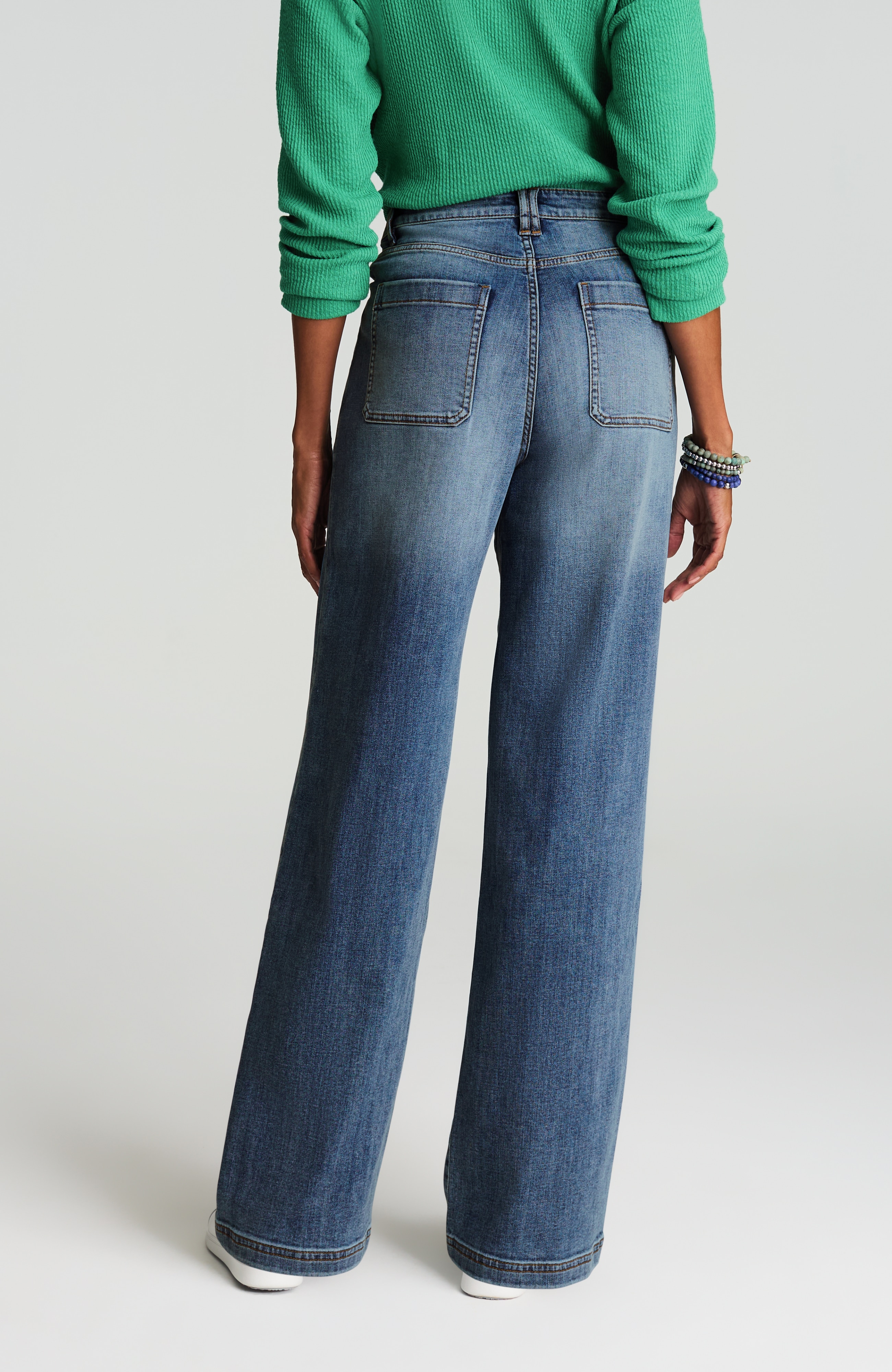 curvy-fit wide-leg jeans