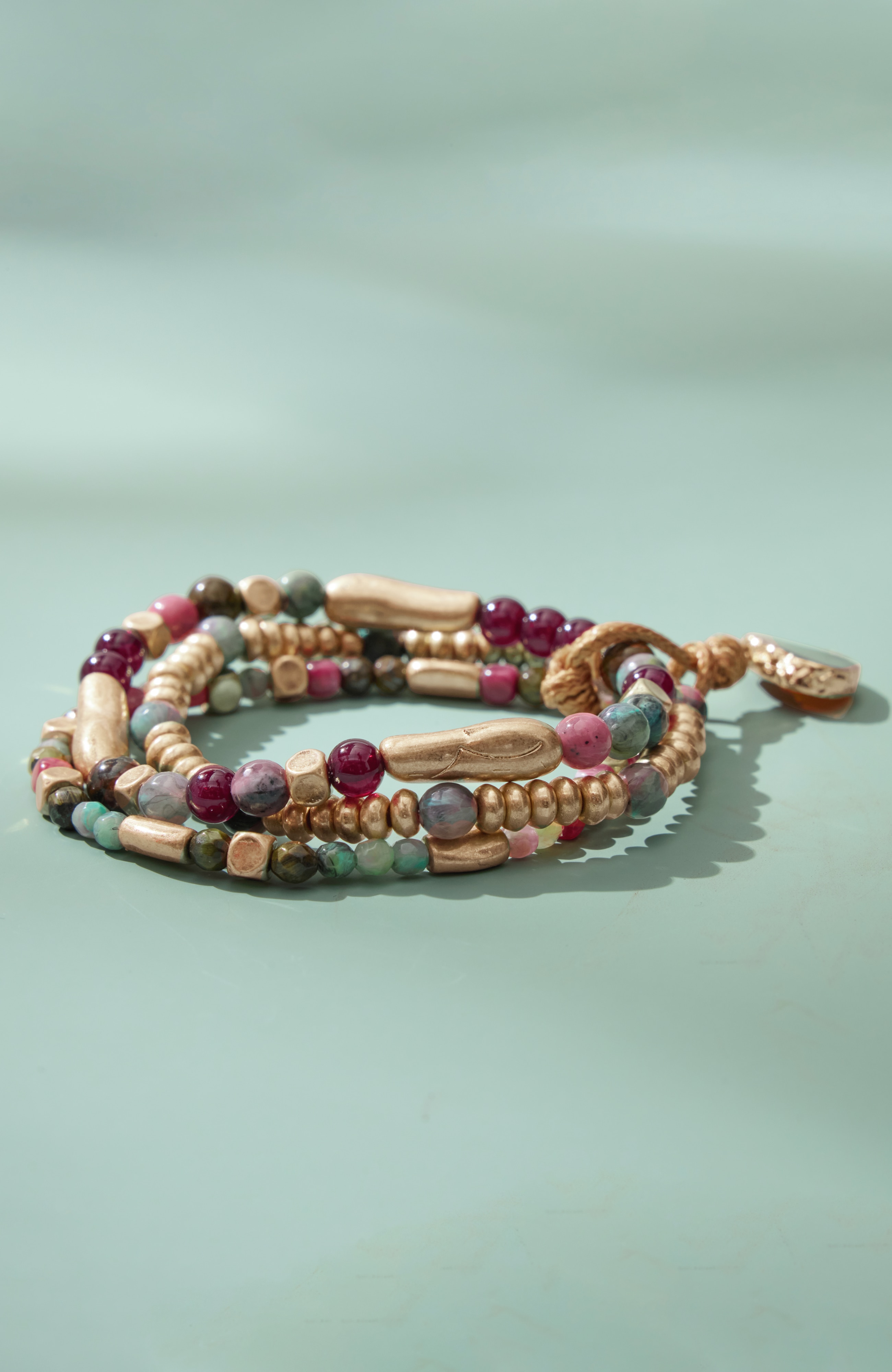mixed-beads stretch bracelet