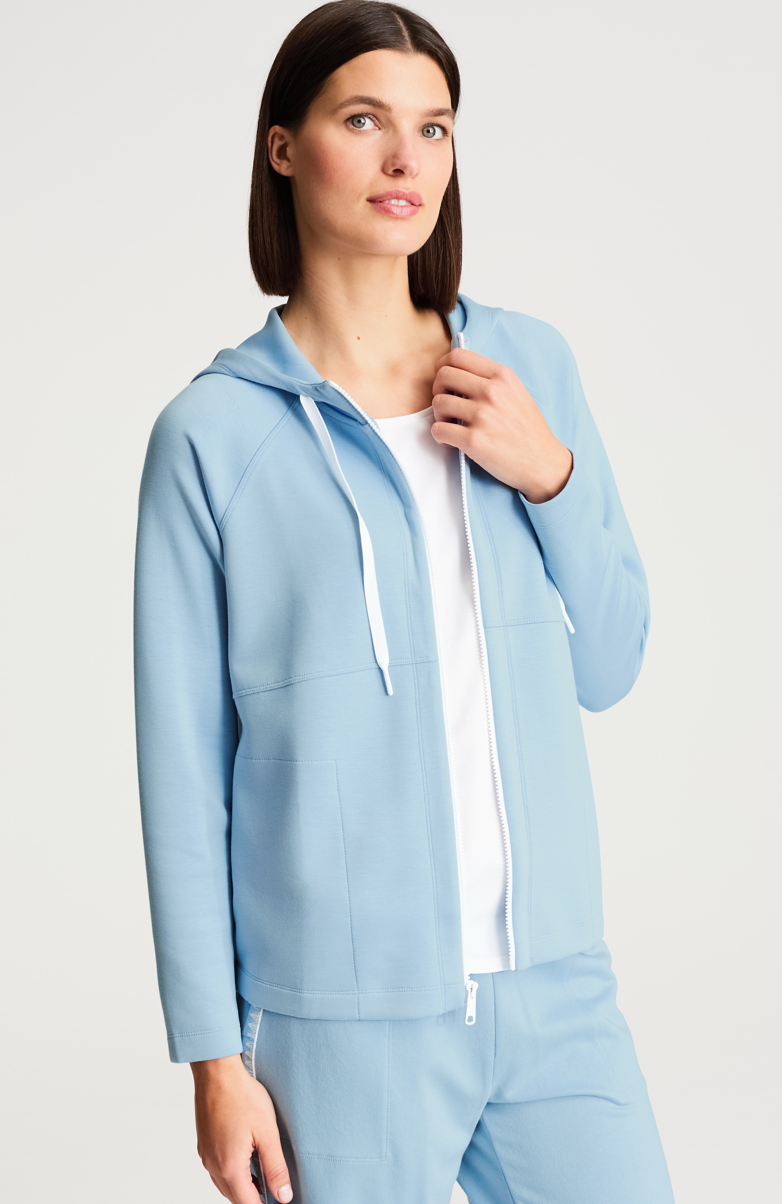 fit elevation knit zip-up hoodie