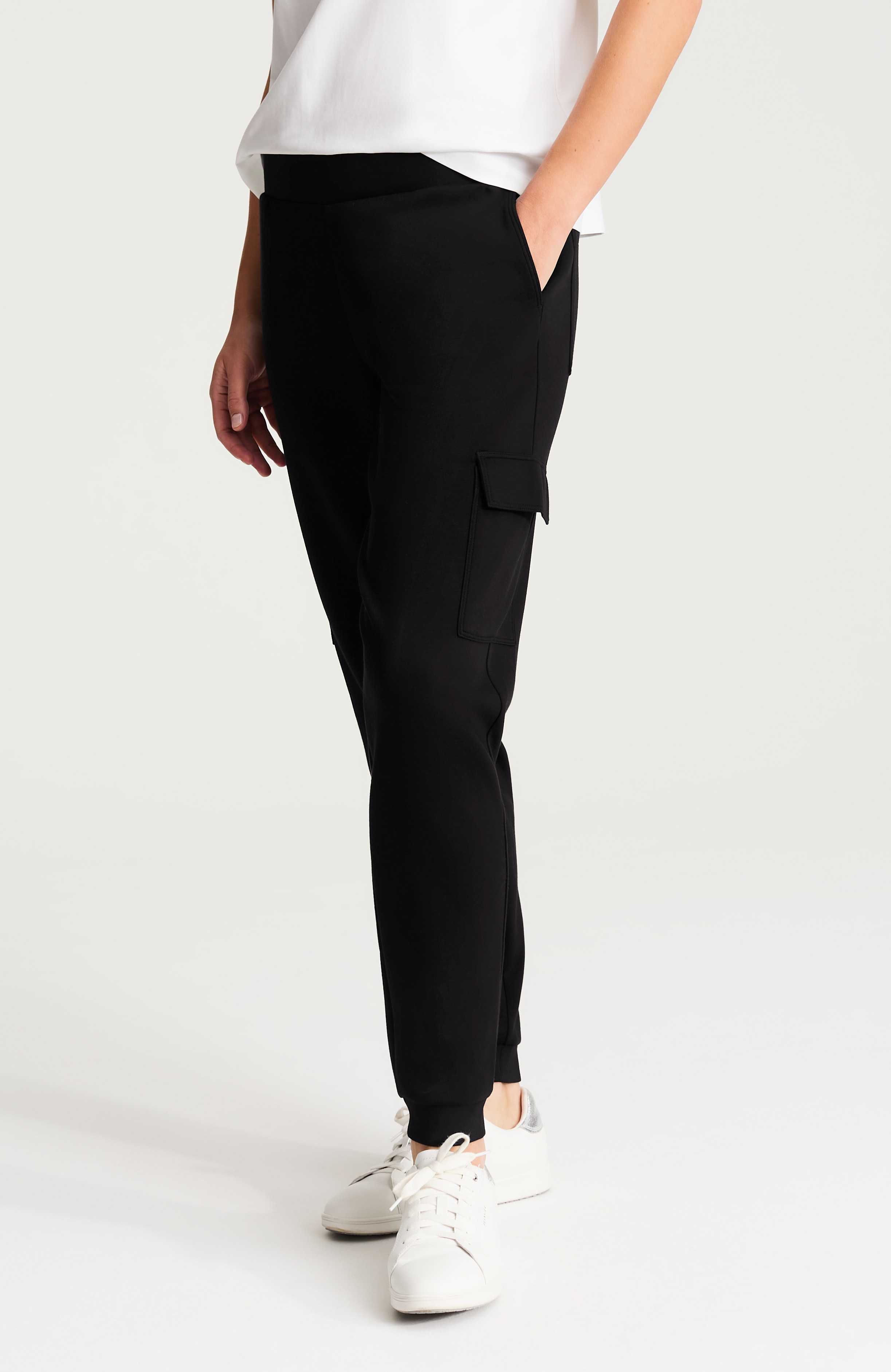 fit elevation knit joggers