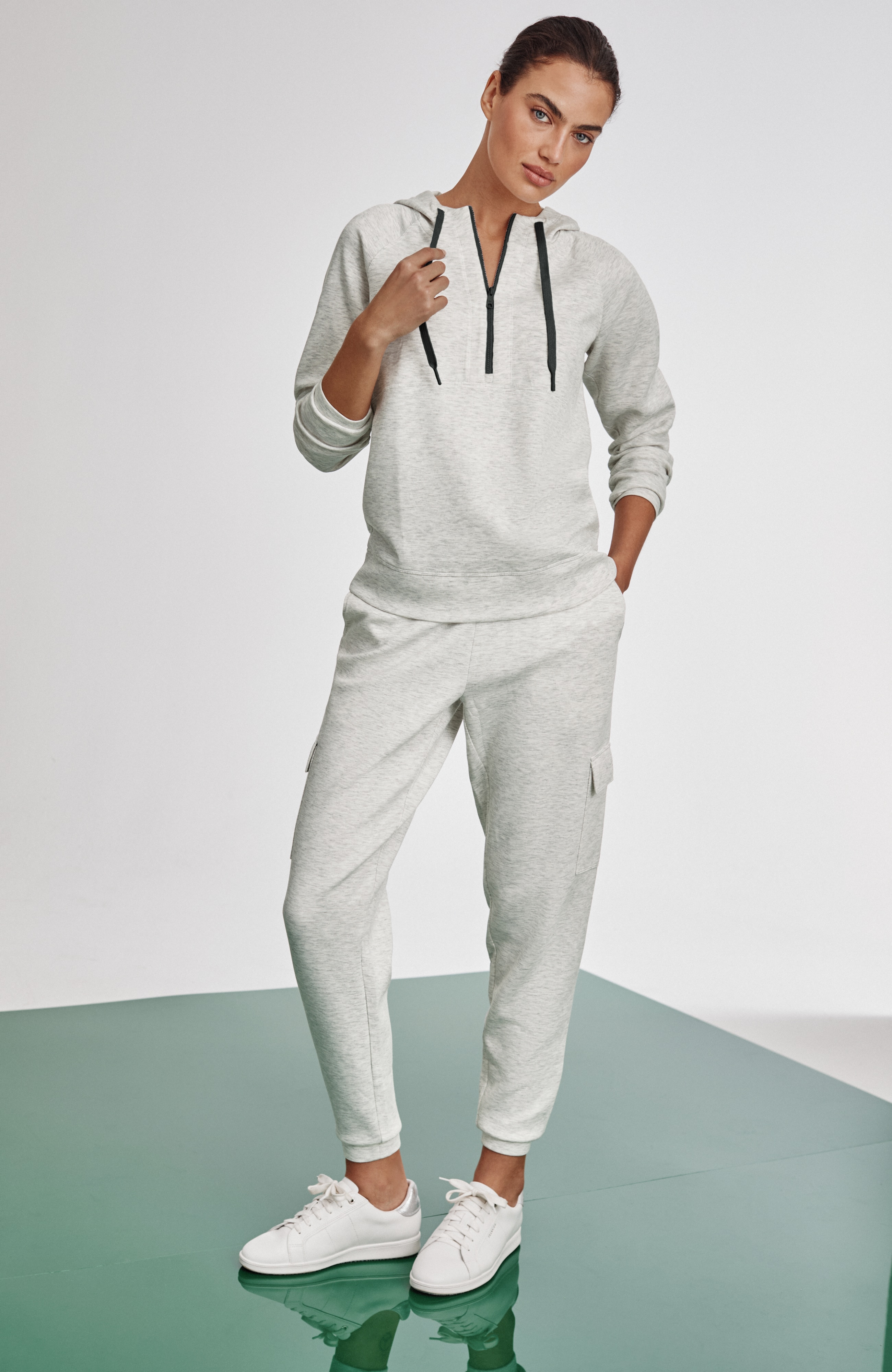 fit elevation knit joggers
