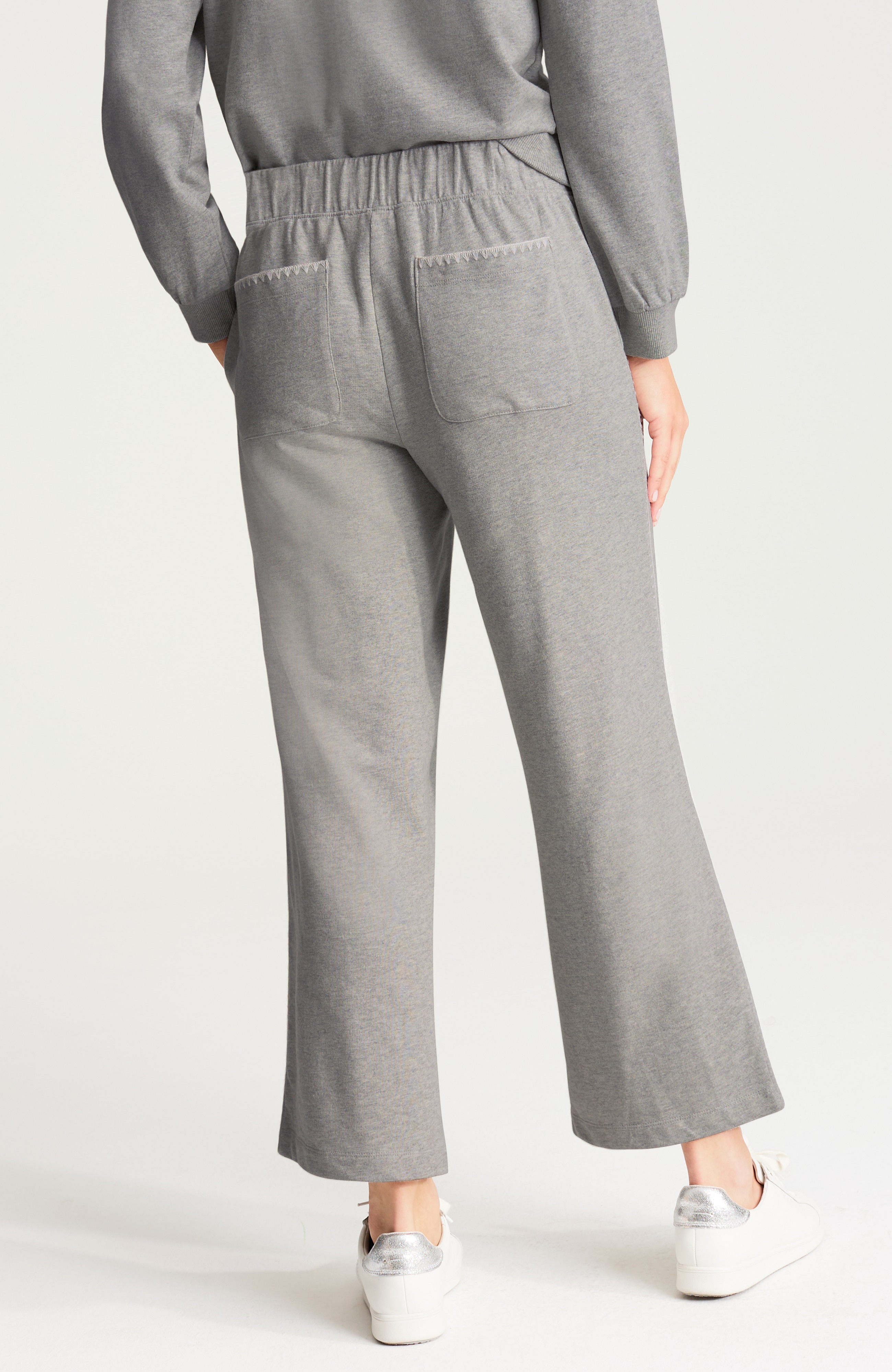 fit whipstitched crops