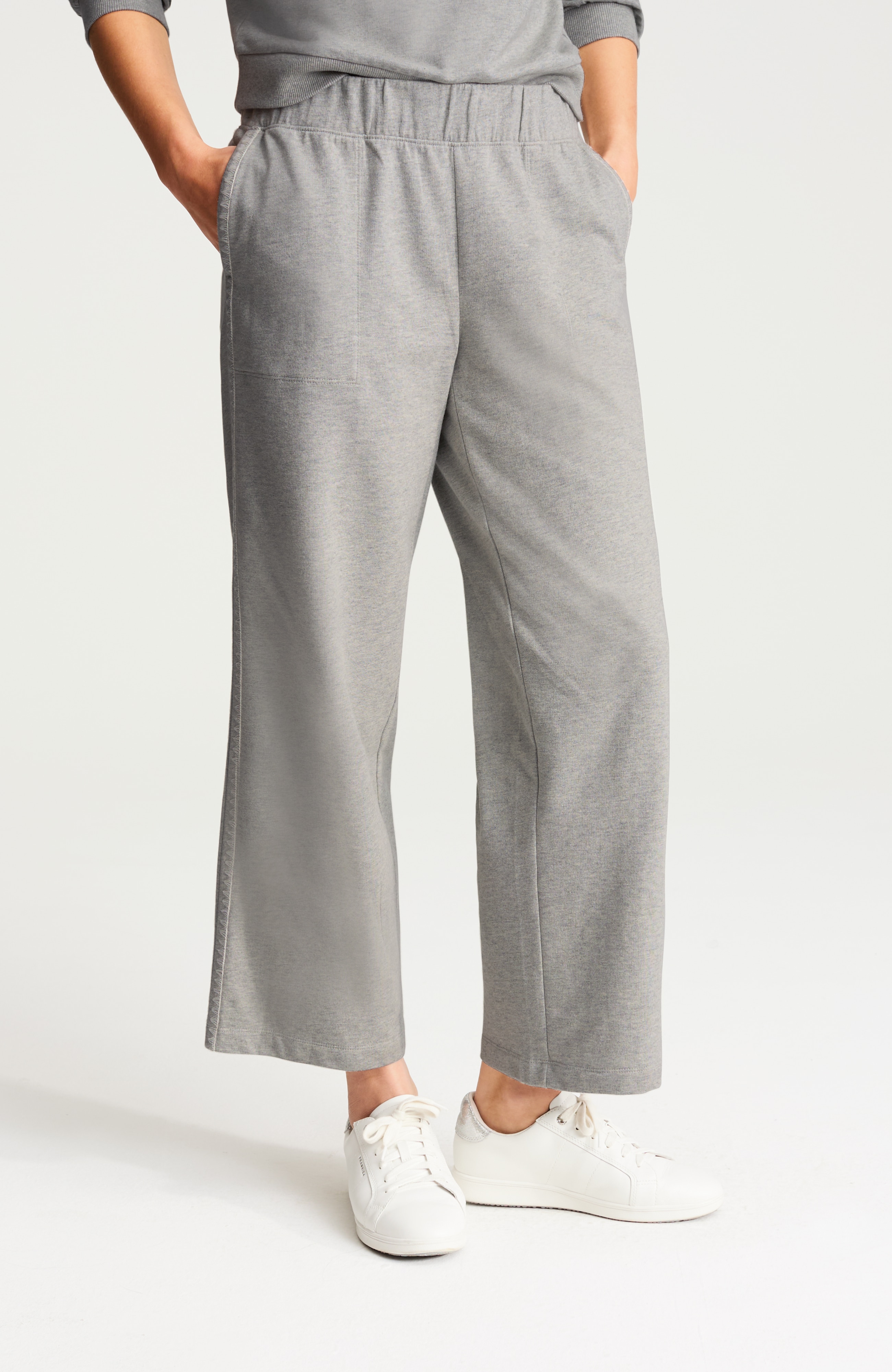 fit whipstitched crops