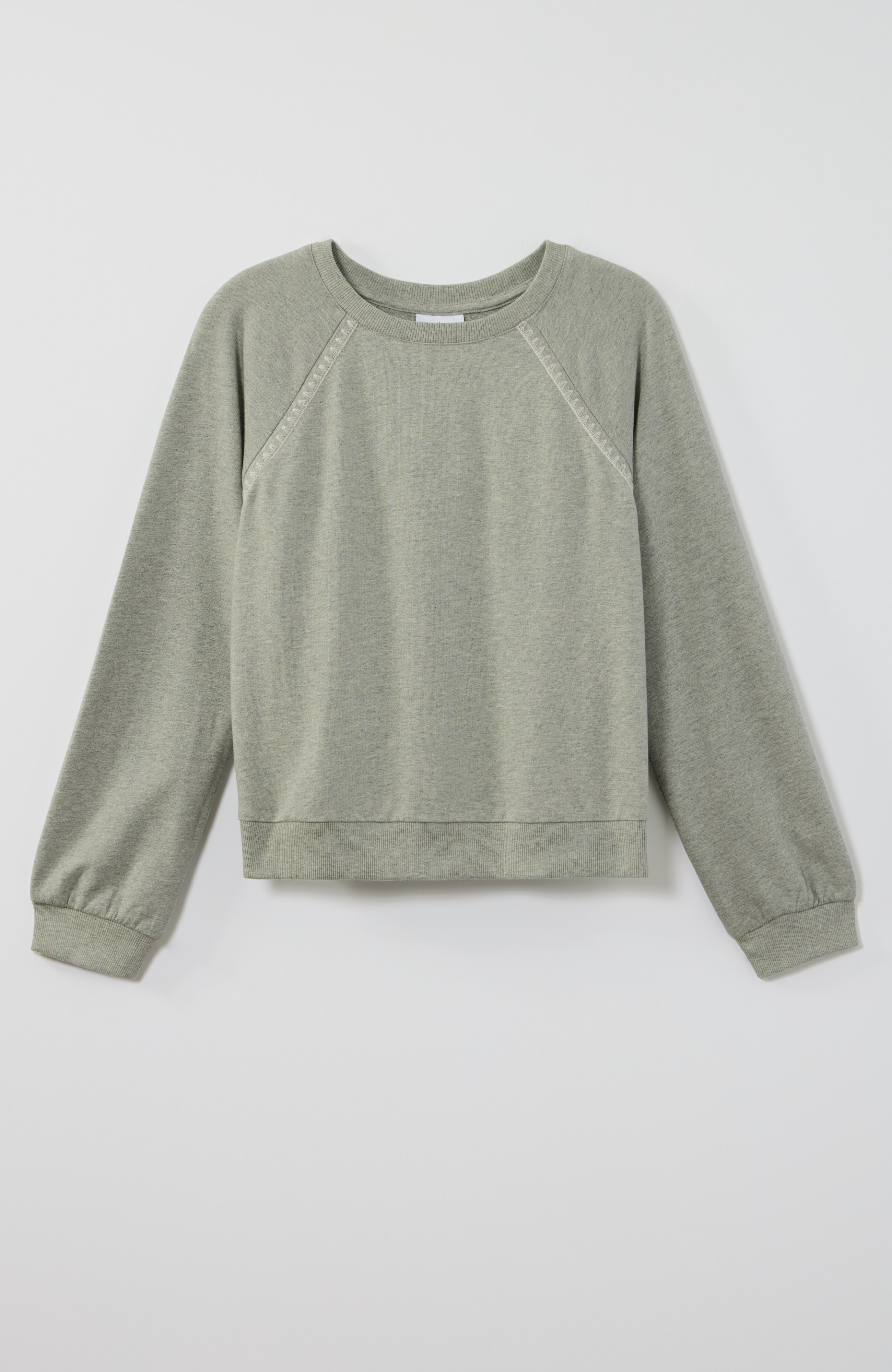 fit whipstitched pullover