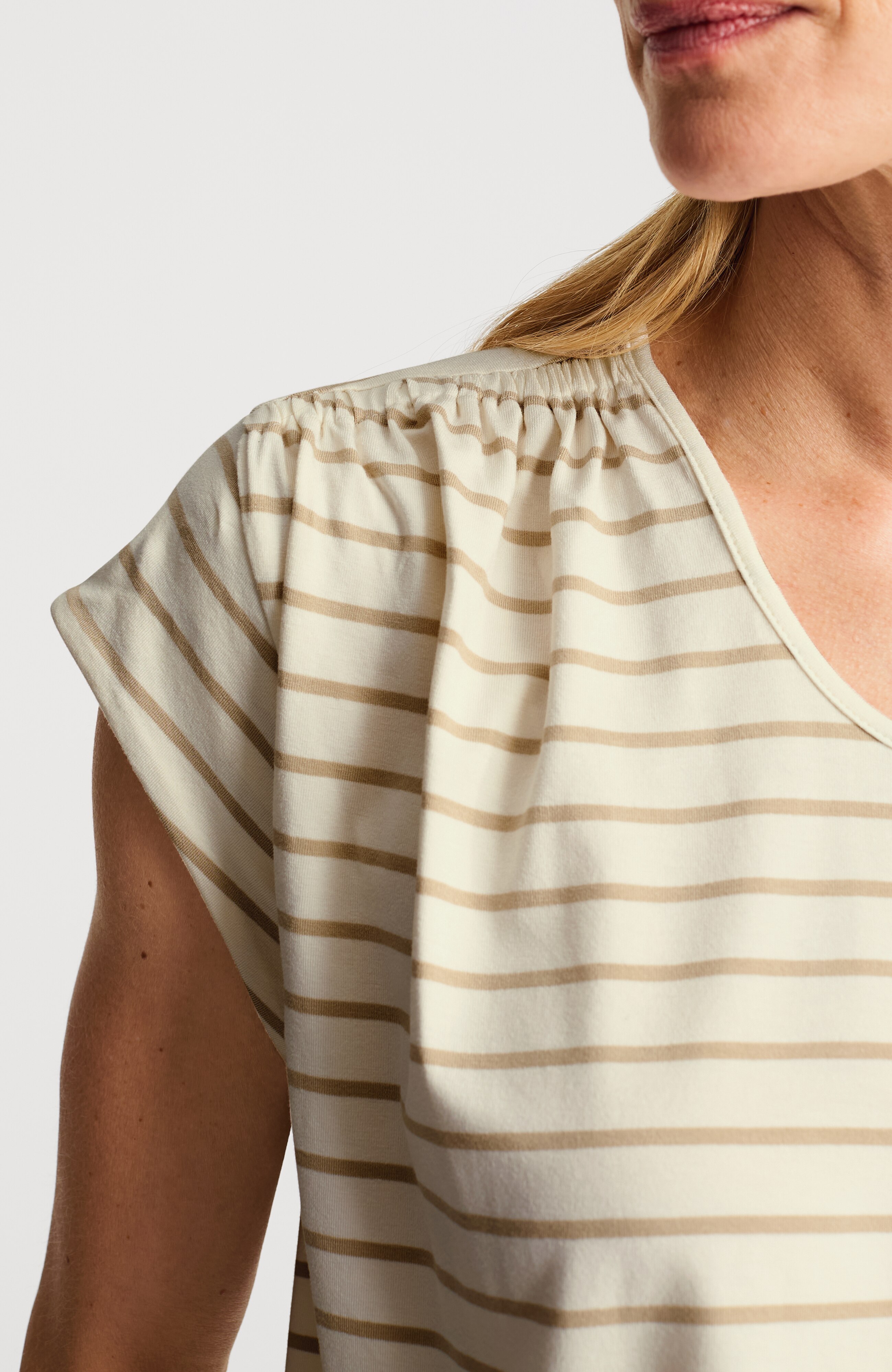 wearever gathered-shoulder top