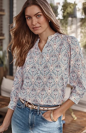 Image for Linen-Blend Shirred-Sleeve Popover