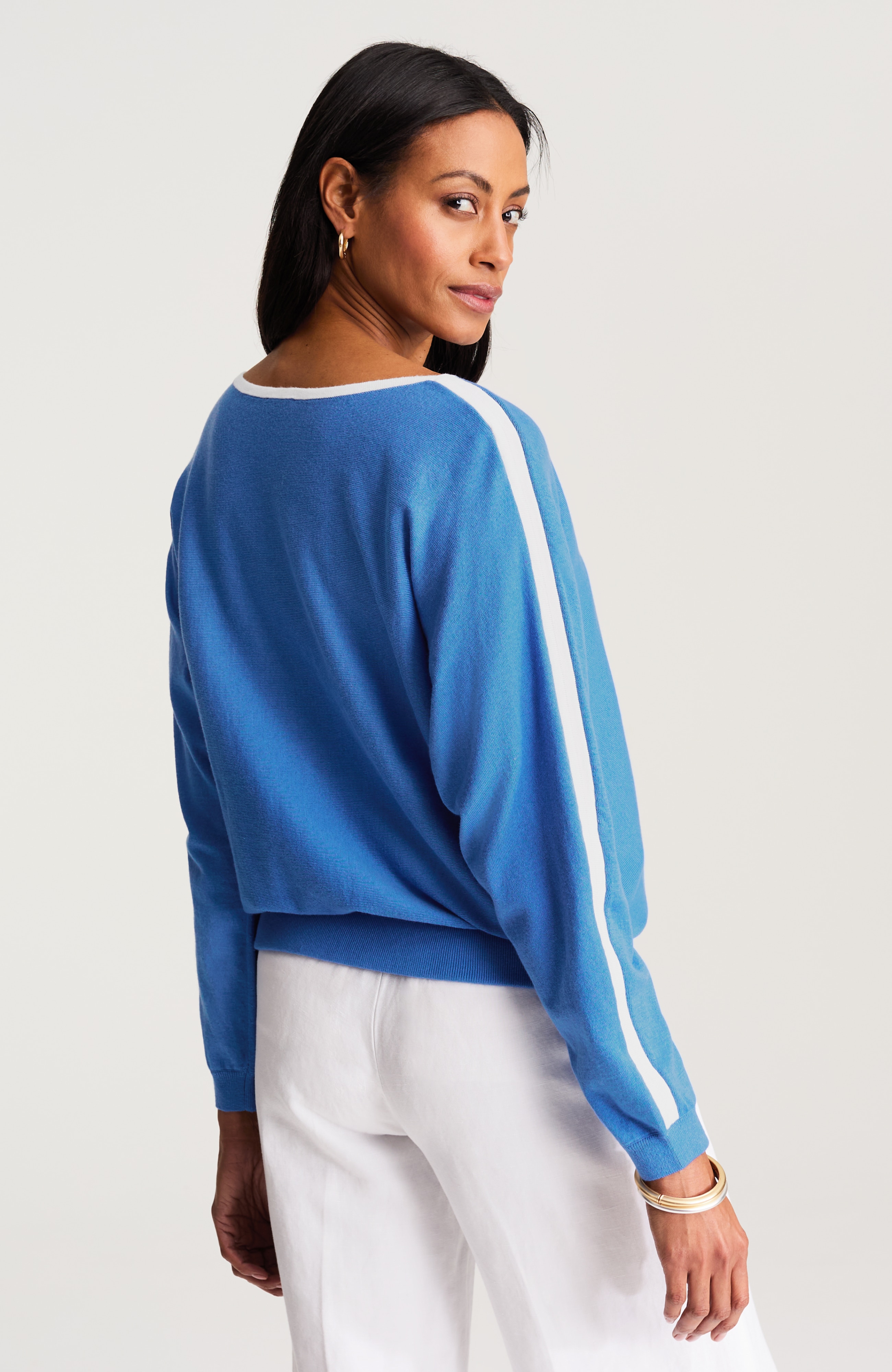 wearever contrast-seam dolman-sleeve pullover