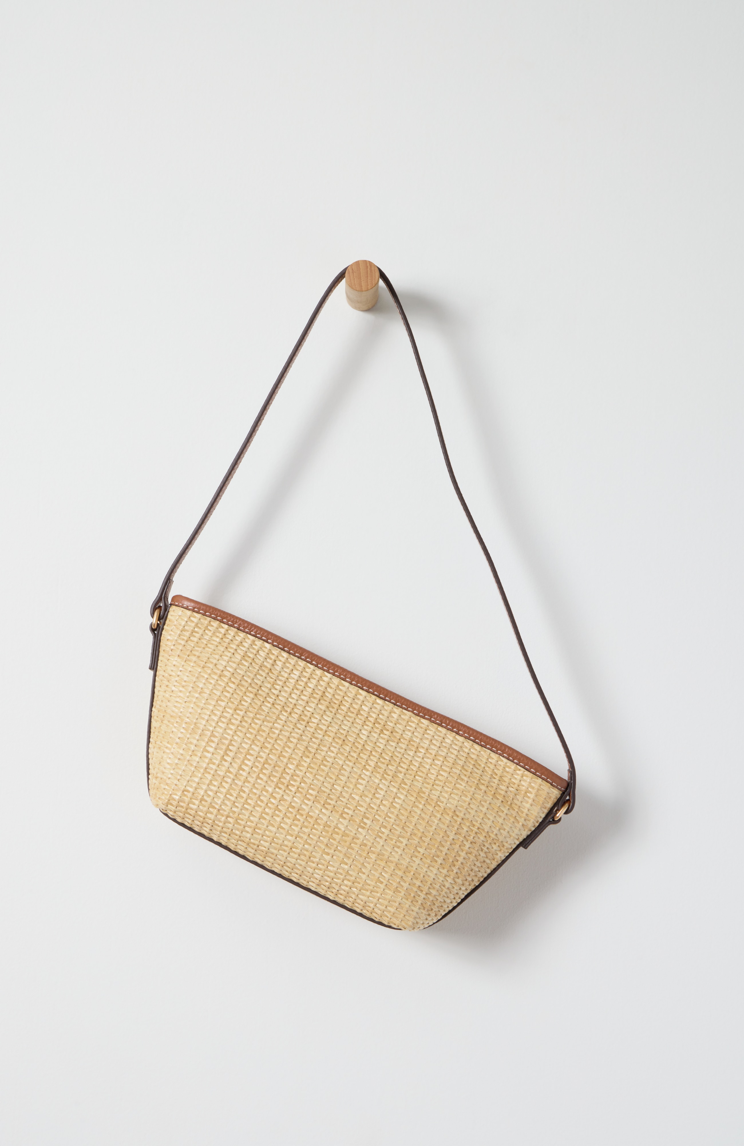 woven shoulder bag