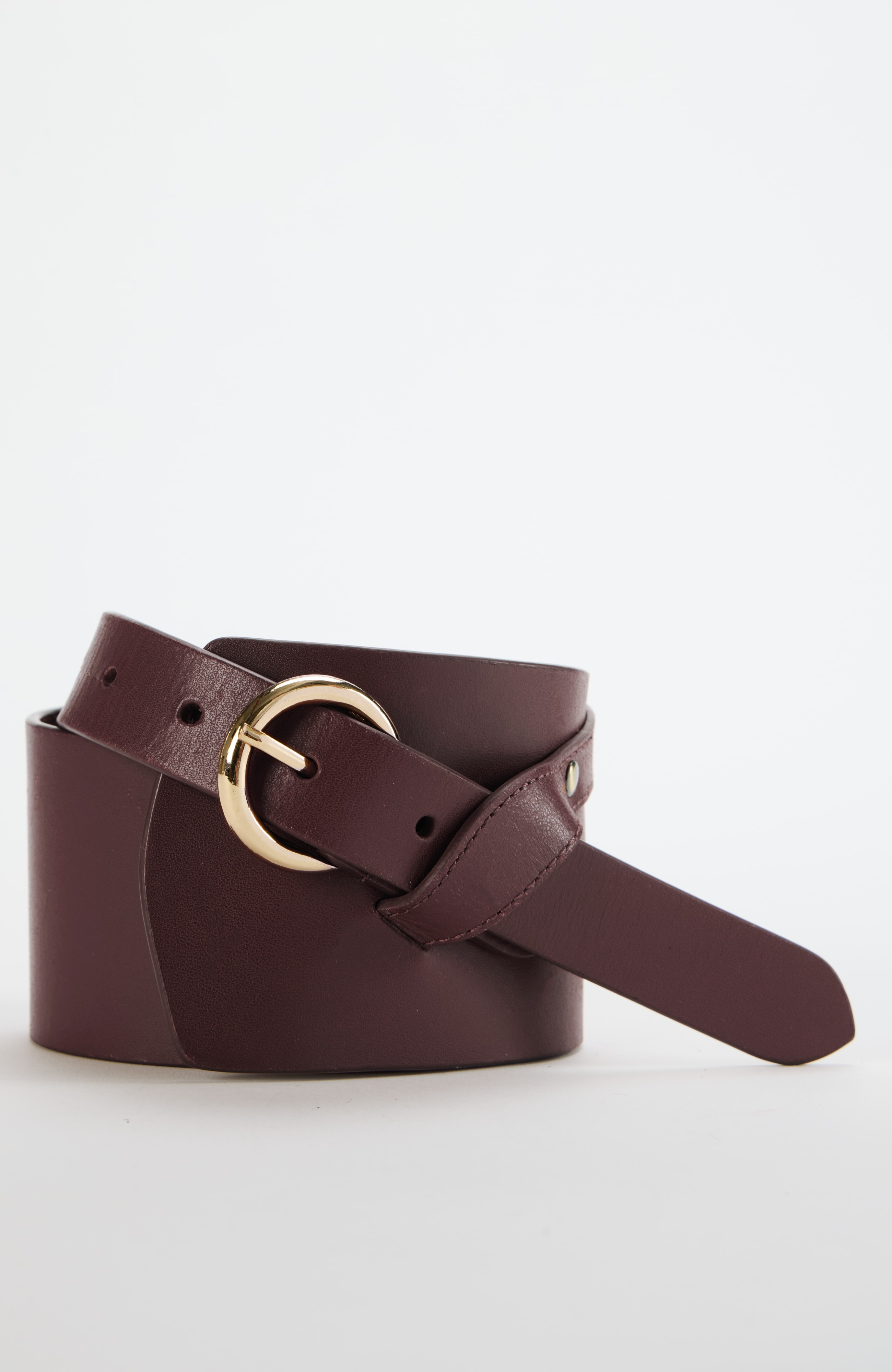 leather circle-ring belt