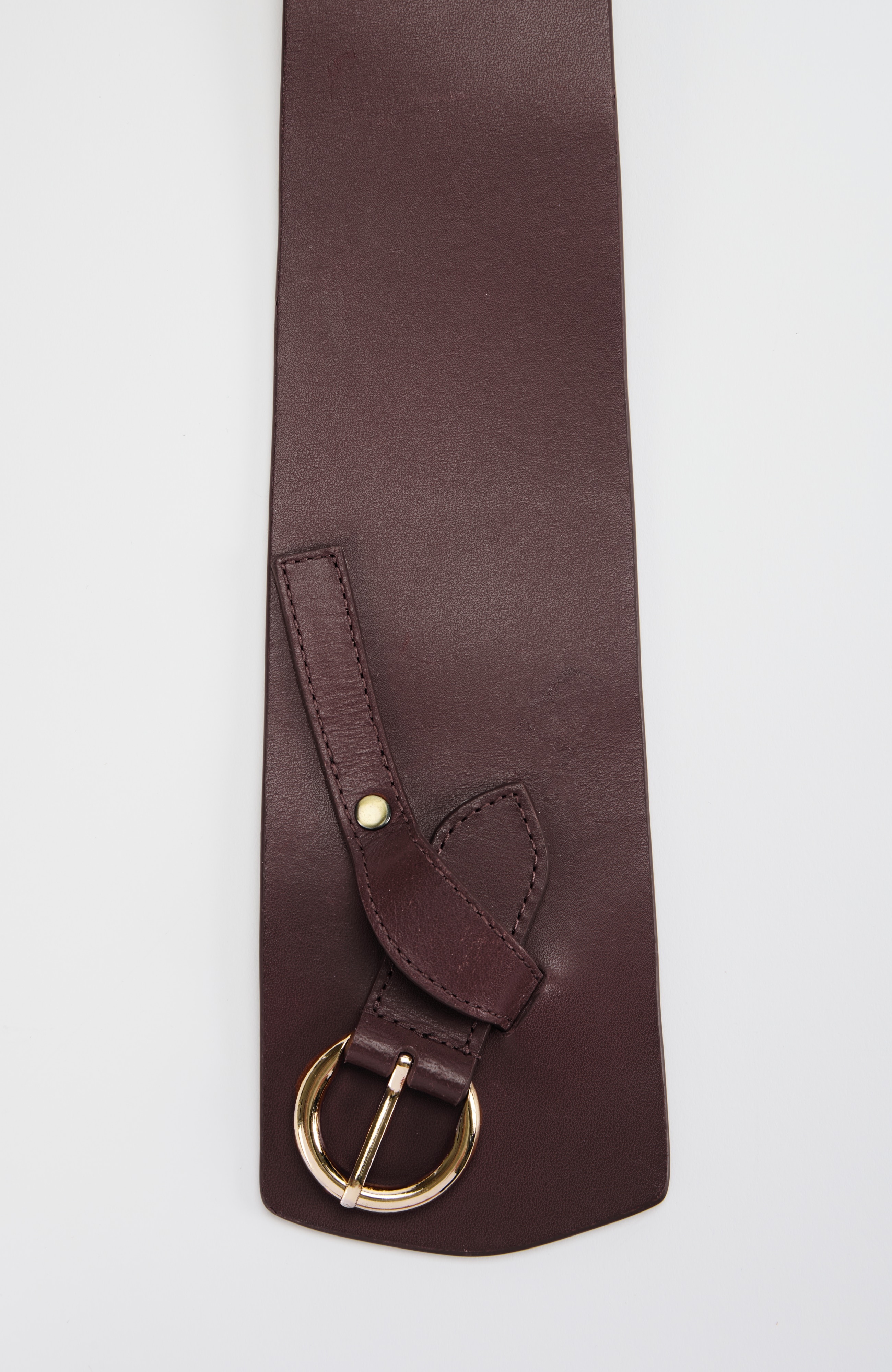 leather circle-ring belt