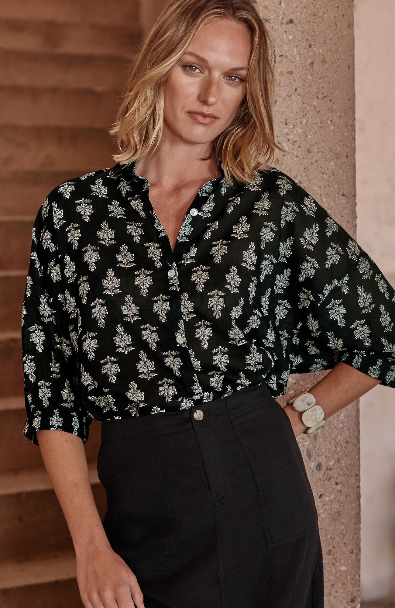 Jjill Petite Pure Jill Block-printed Button-front Shirt In Black Stamped Floret