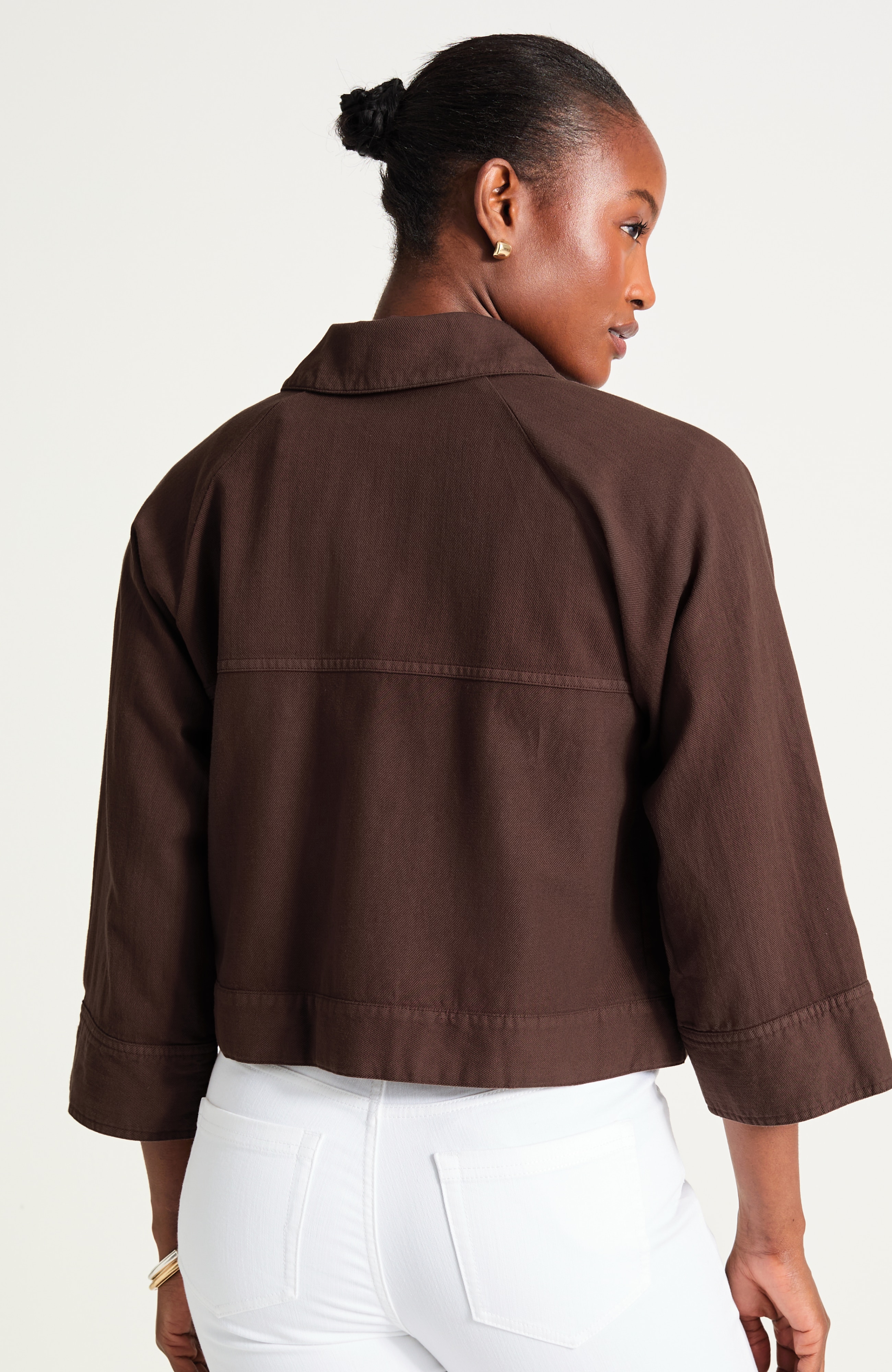 raglan-sleeve jacket