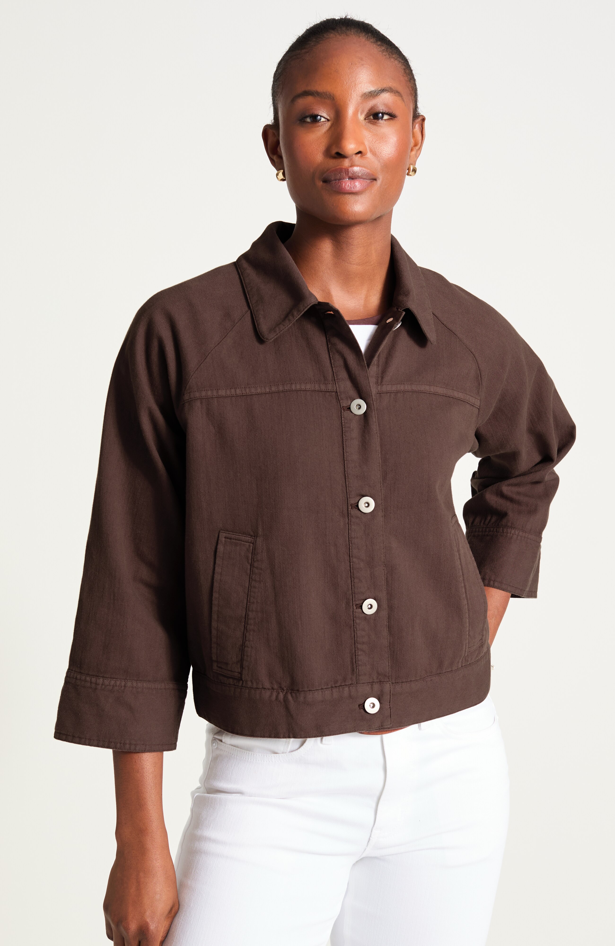 raglan-sleeve jacket