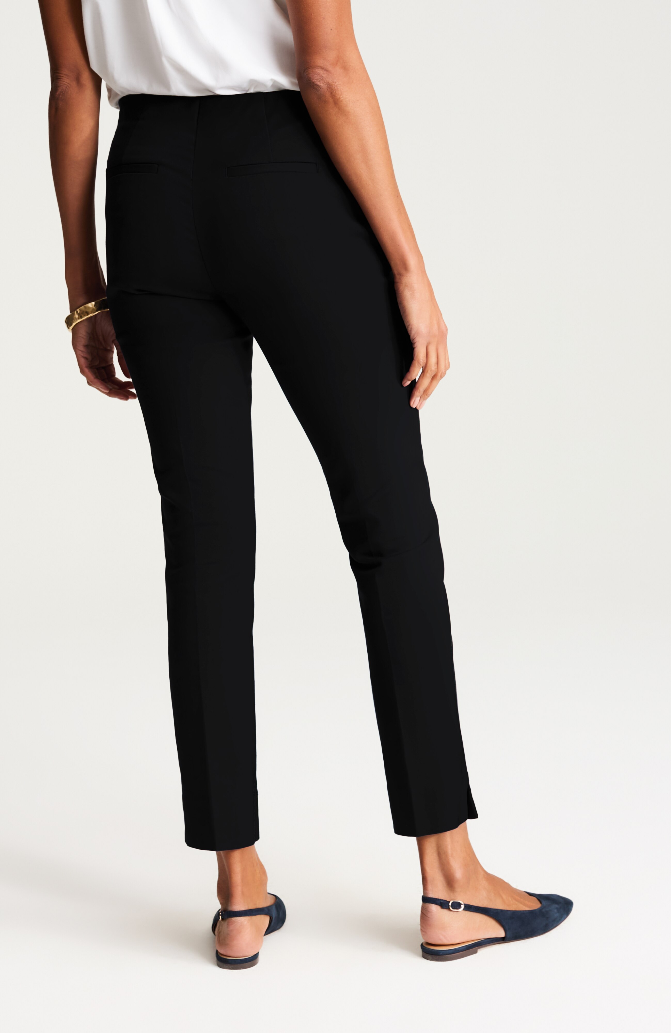 versatile cotton-stretch slim-leg pants
