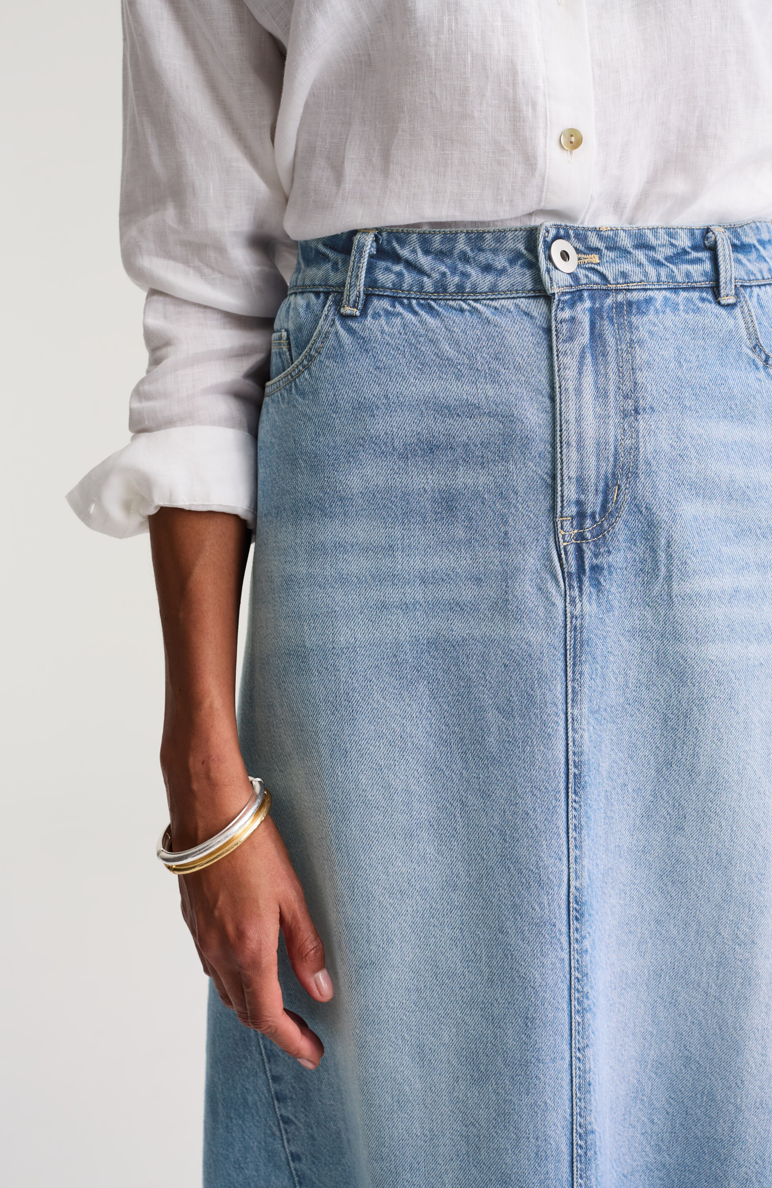 a-line seamed denim skirt