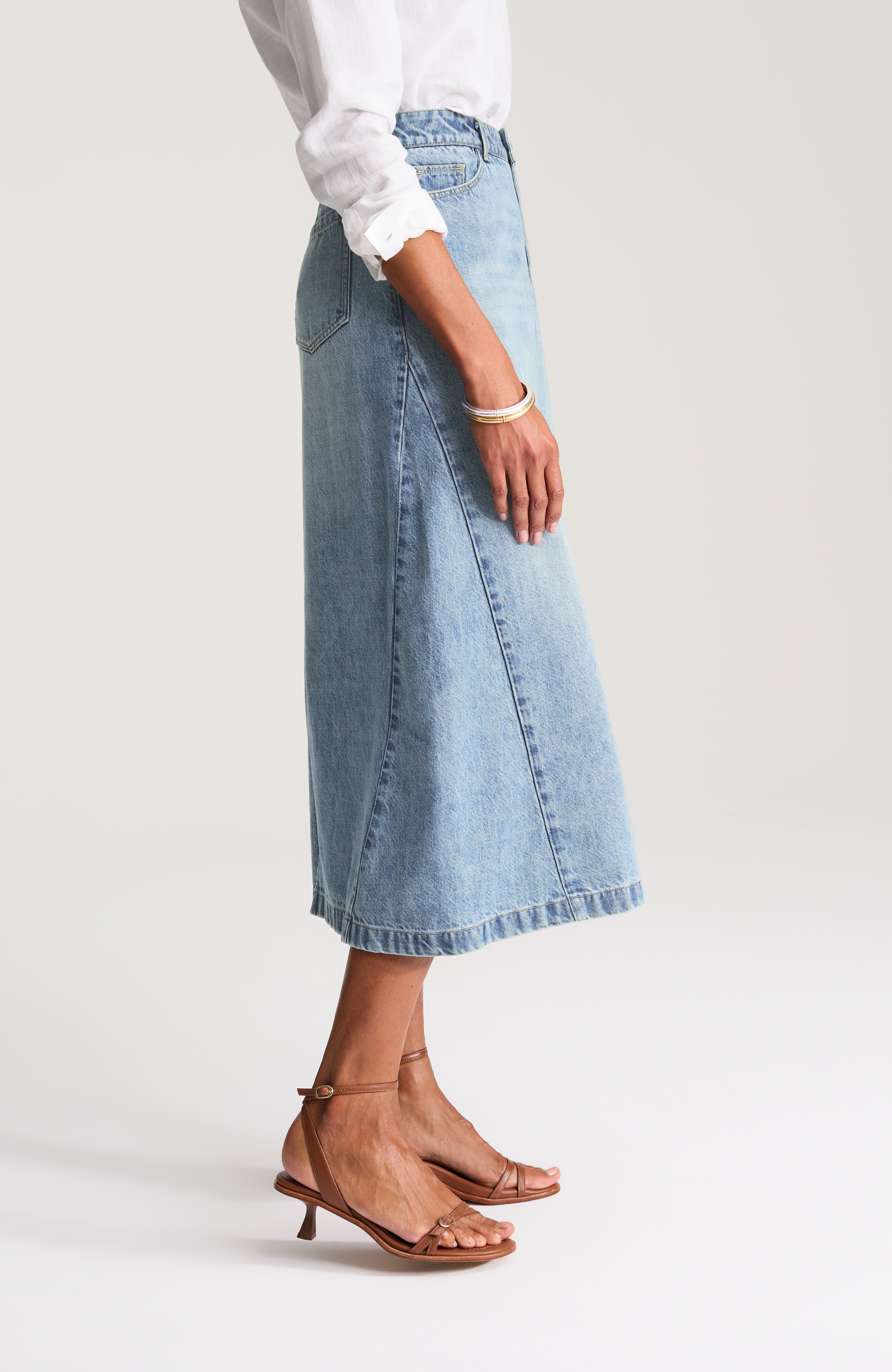 a-line seamed denim skirt