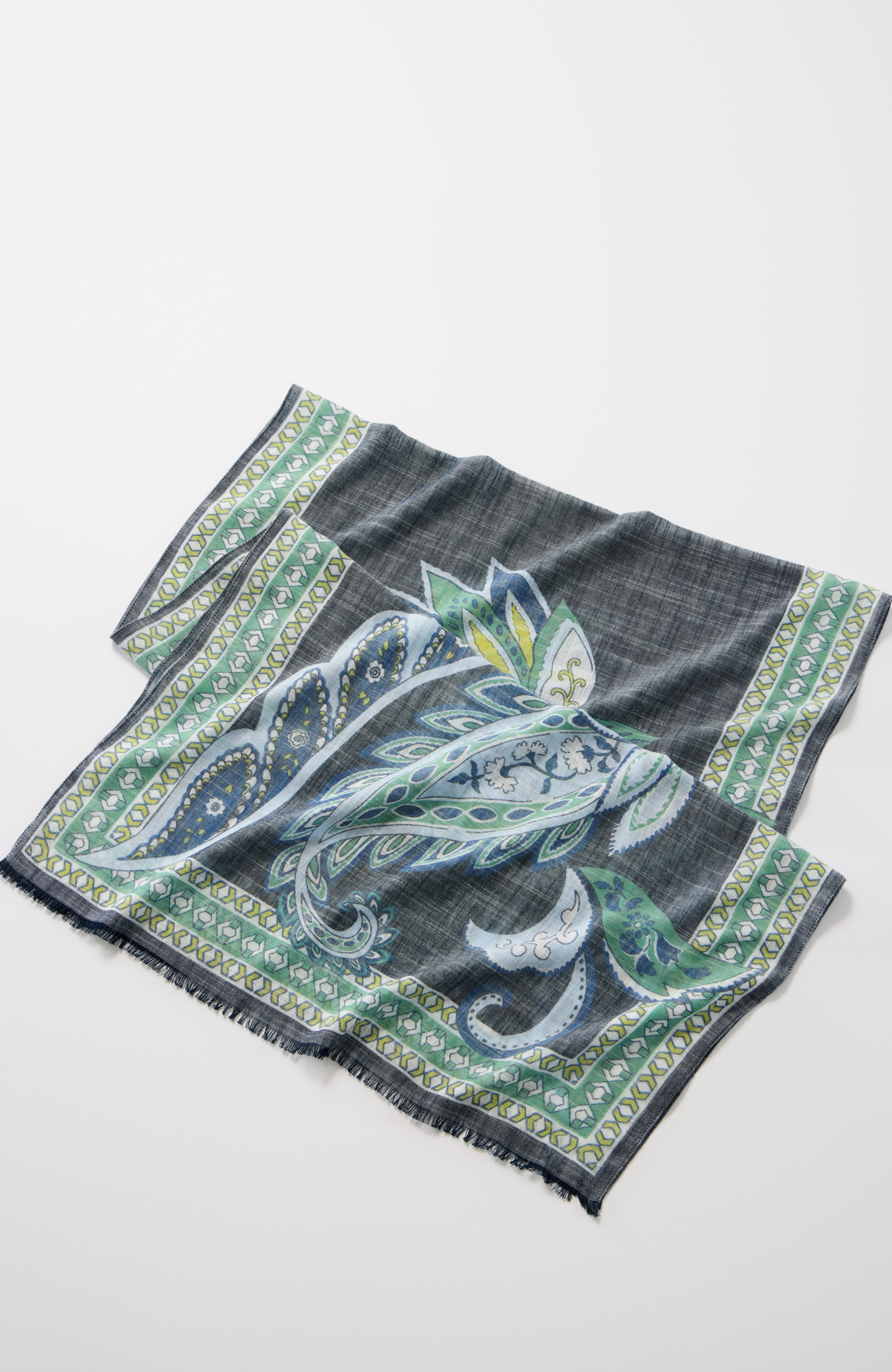 paisley-printed scarf