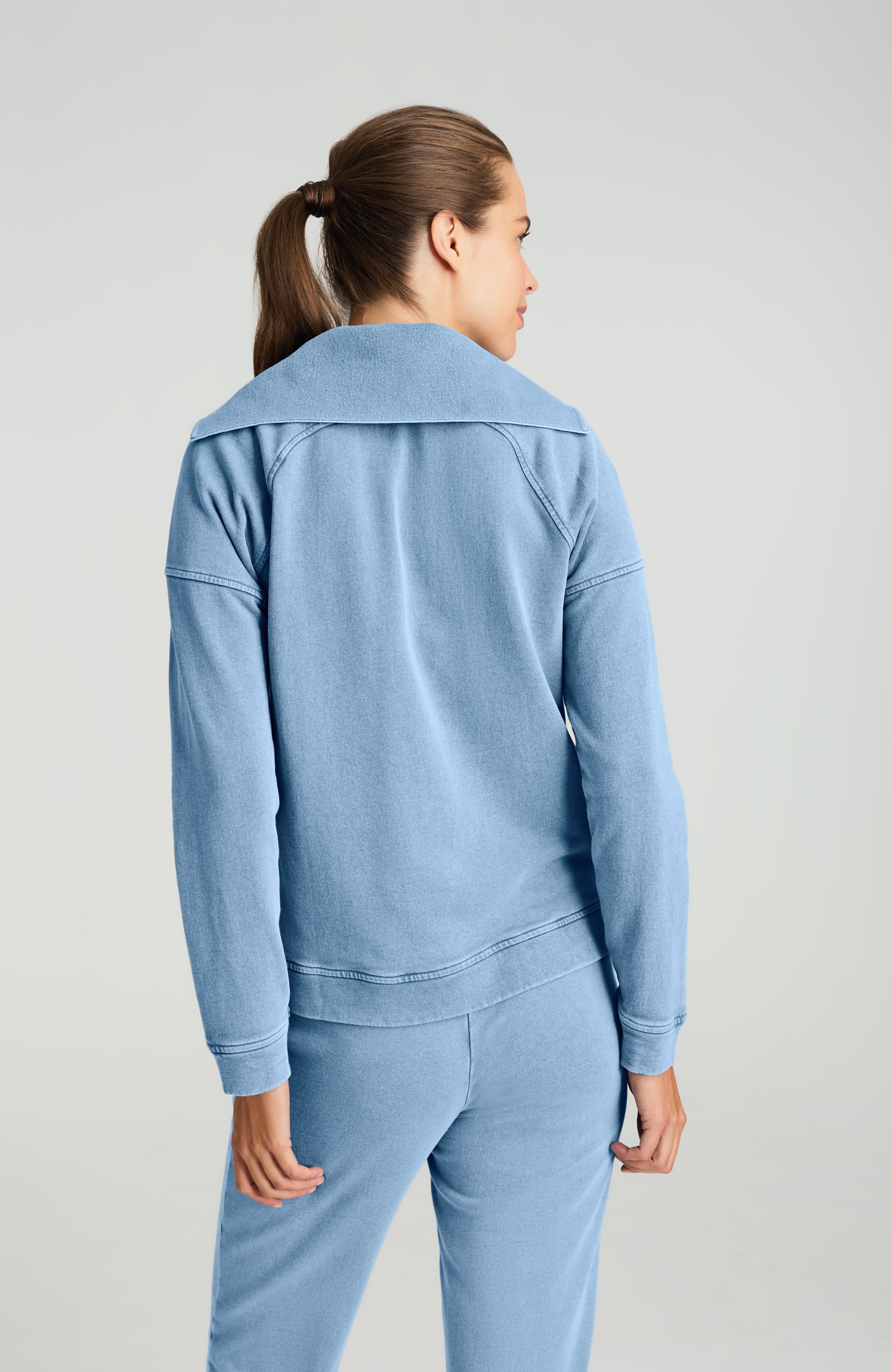 fit garment-dyed pullover