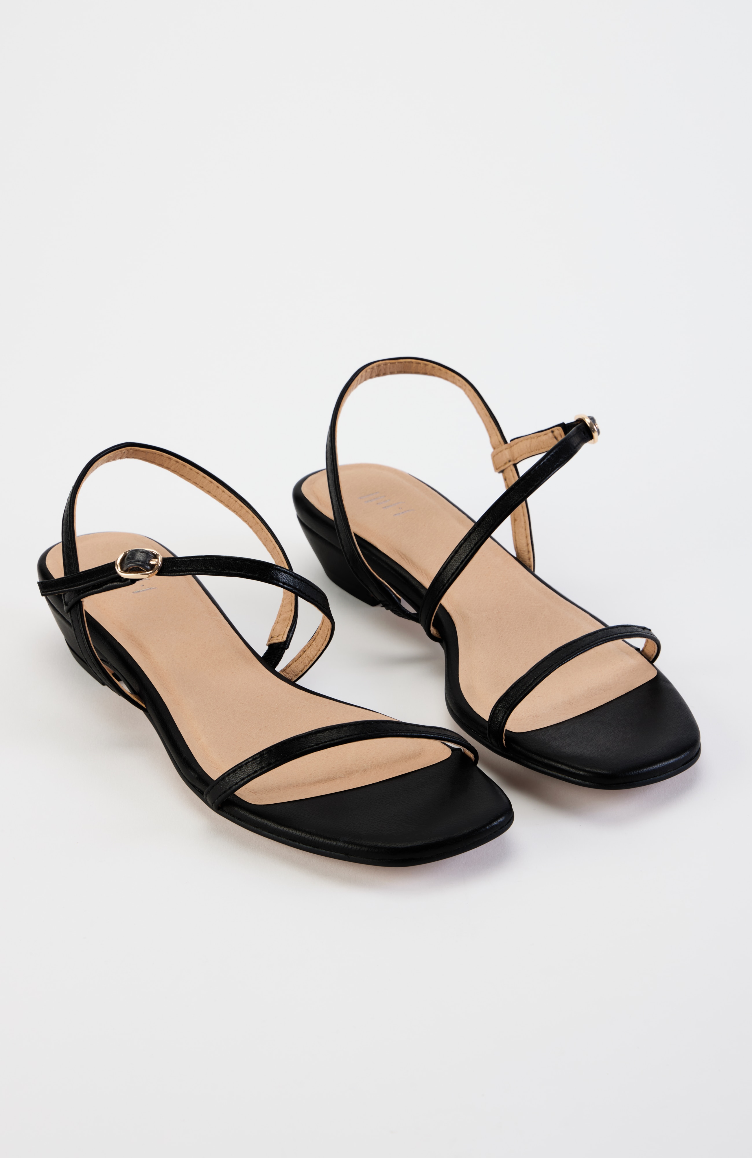stella strappy sandals