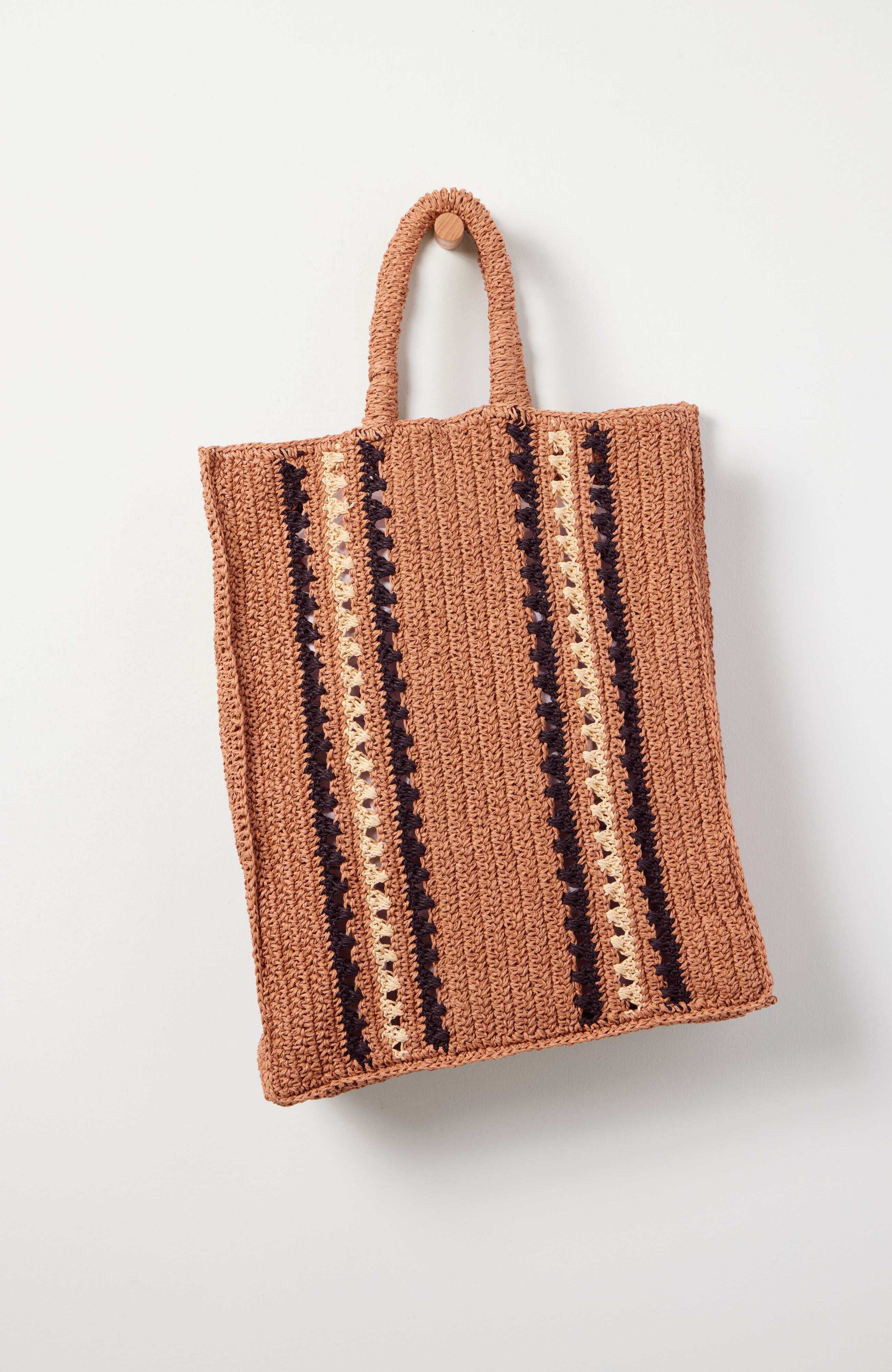 graphic woven tote