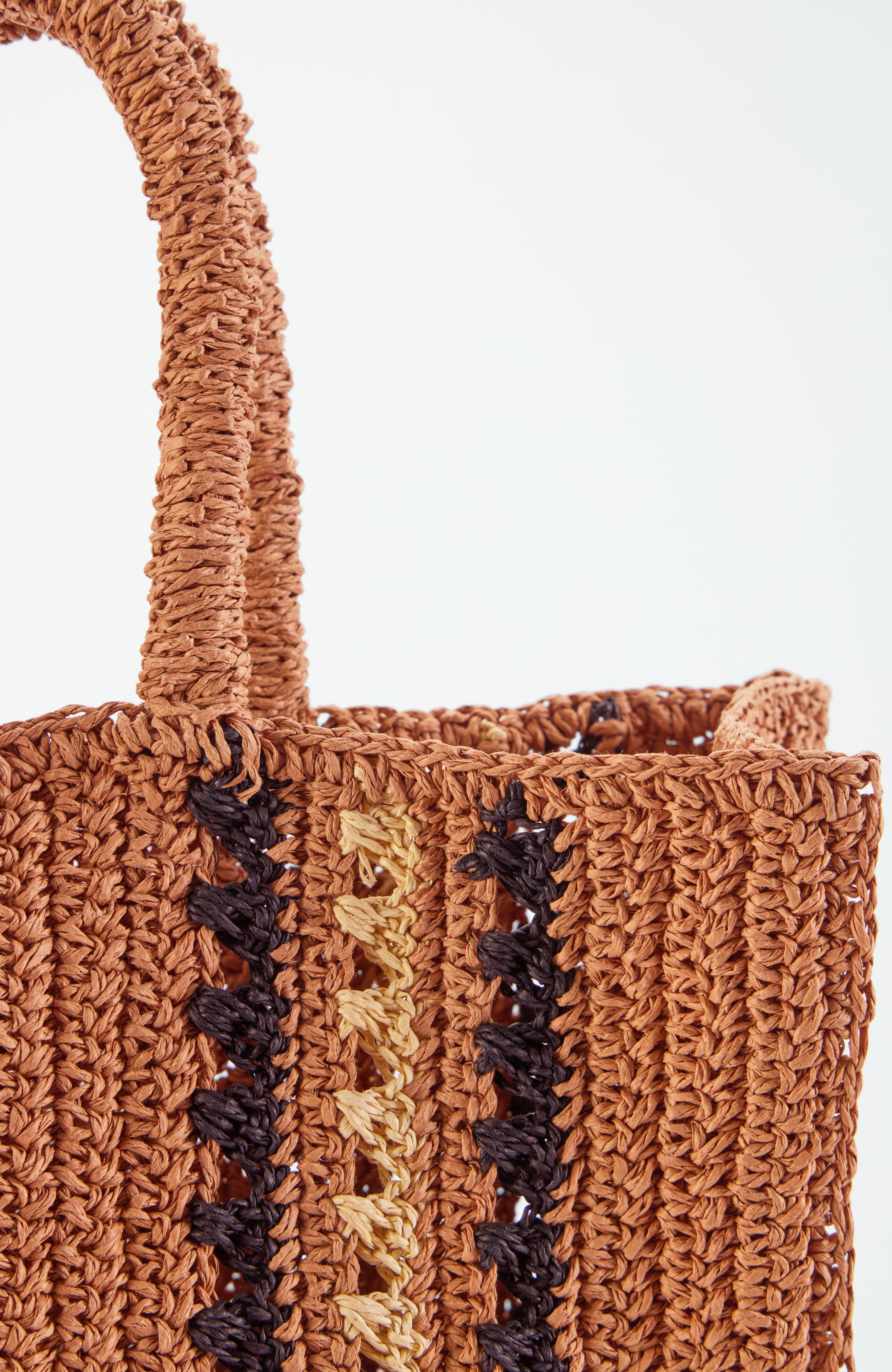 graphic woven tote