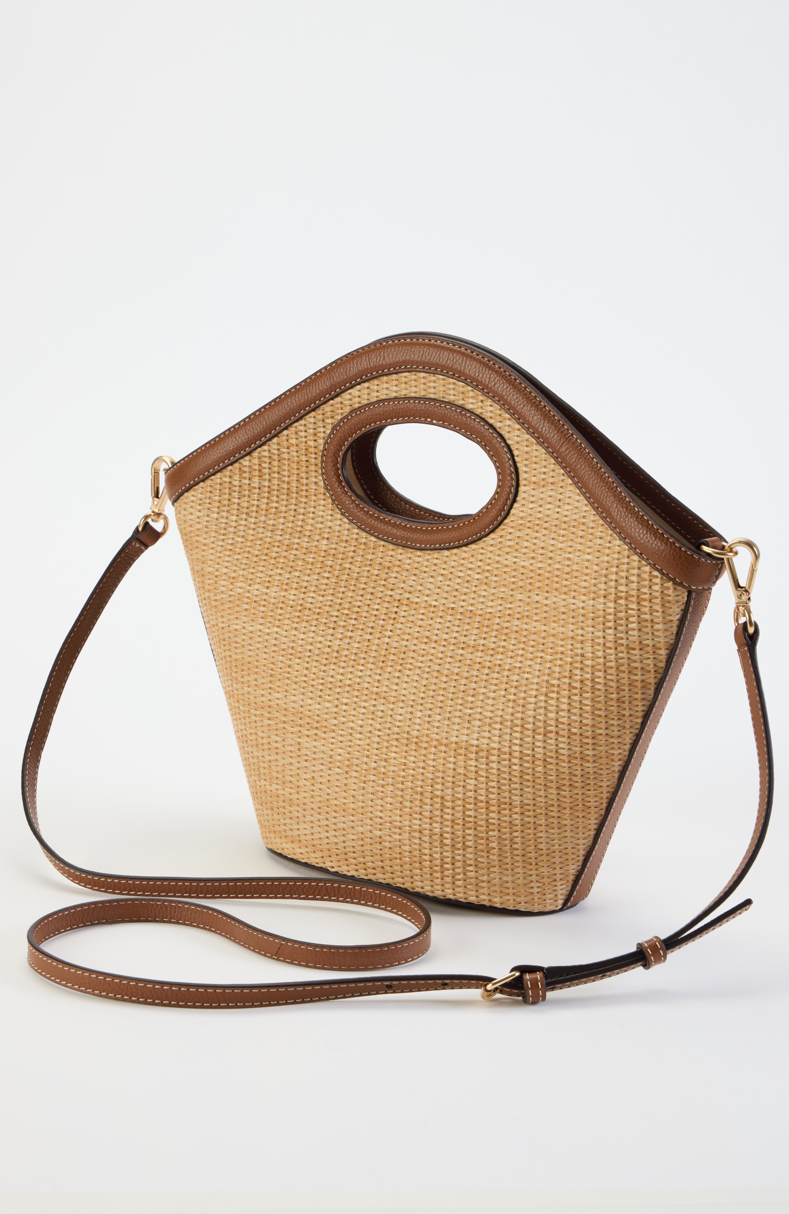 modern basket bag