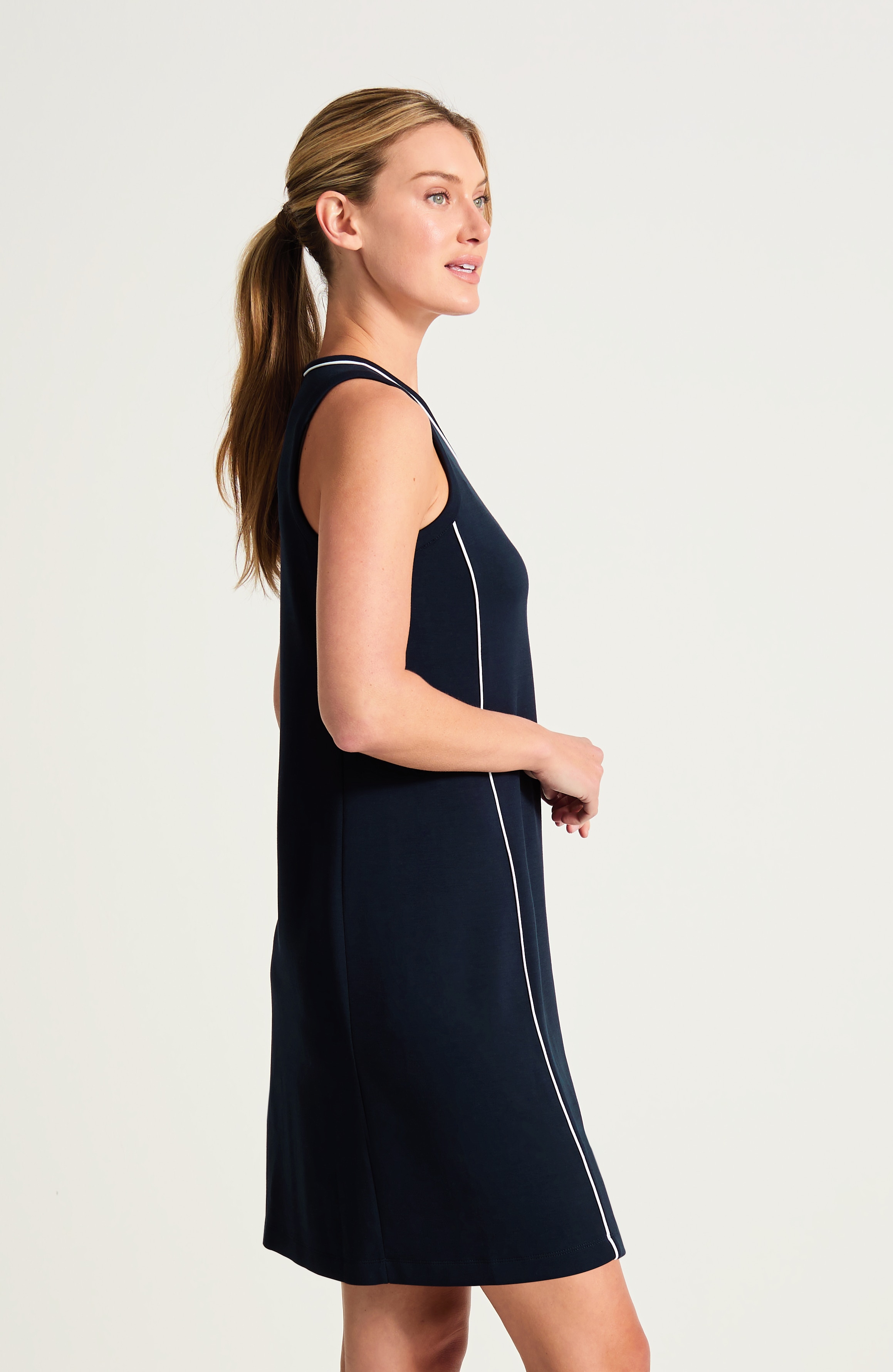 fit elevation knit piped dress