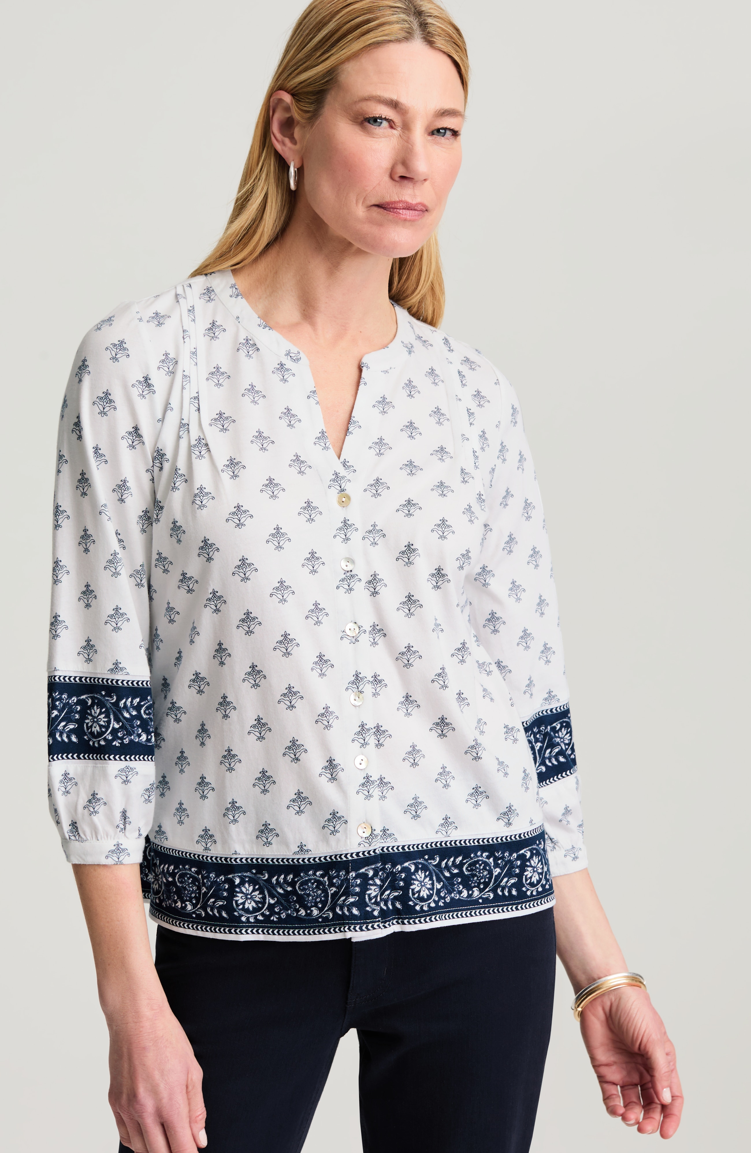 border-print button-front top