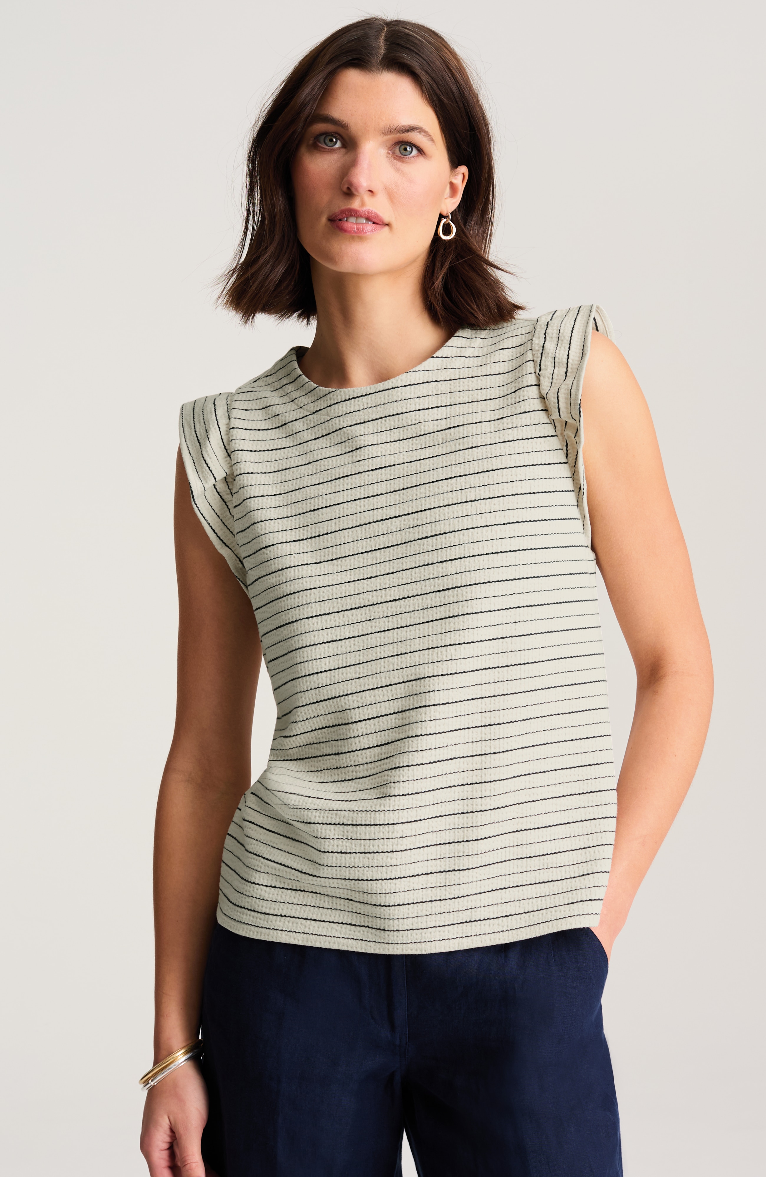 TEXTURED RUFFLE-SLEEVE TOP | JJill
