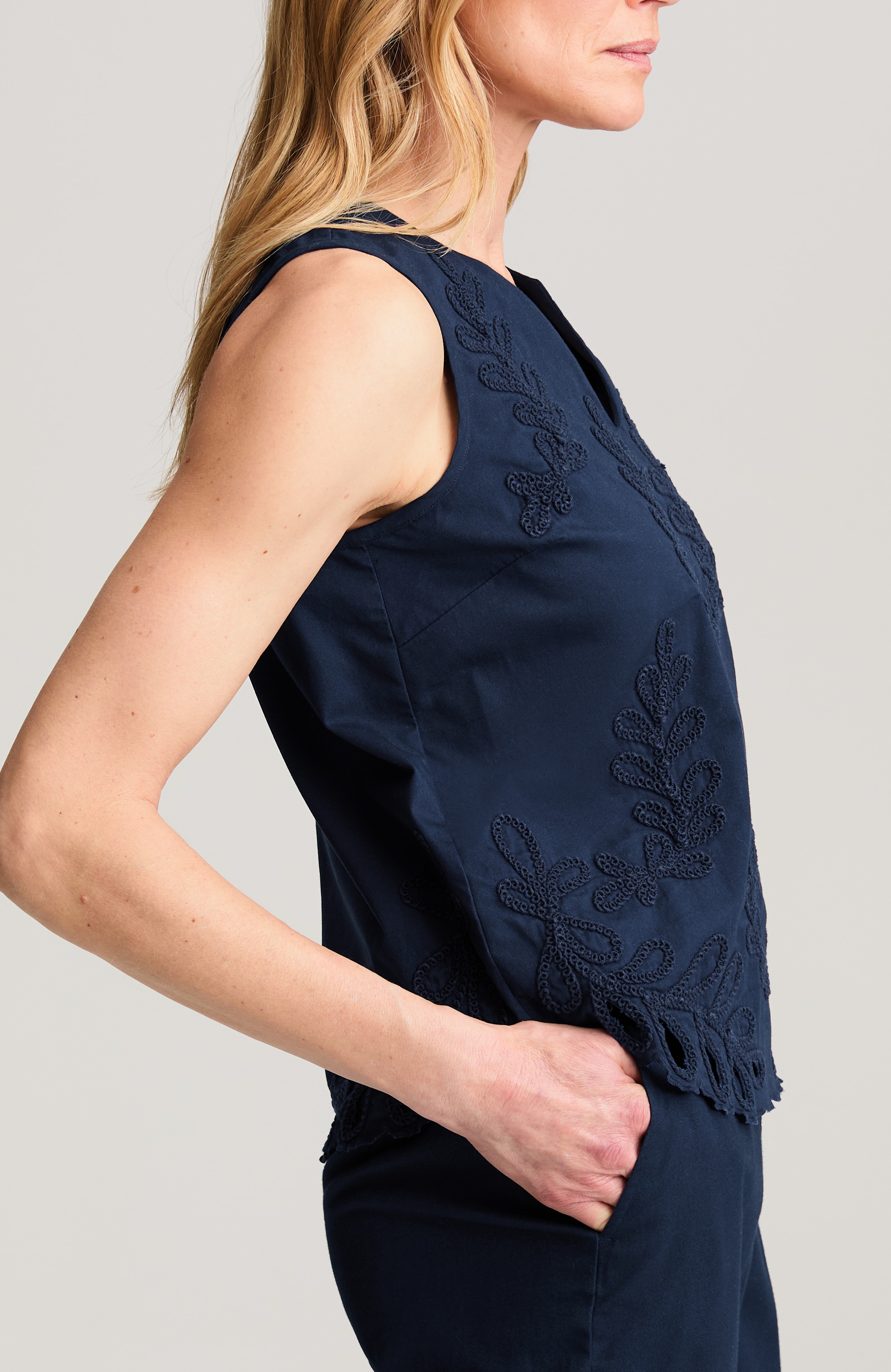 eyelet poplin tank