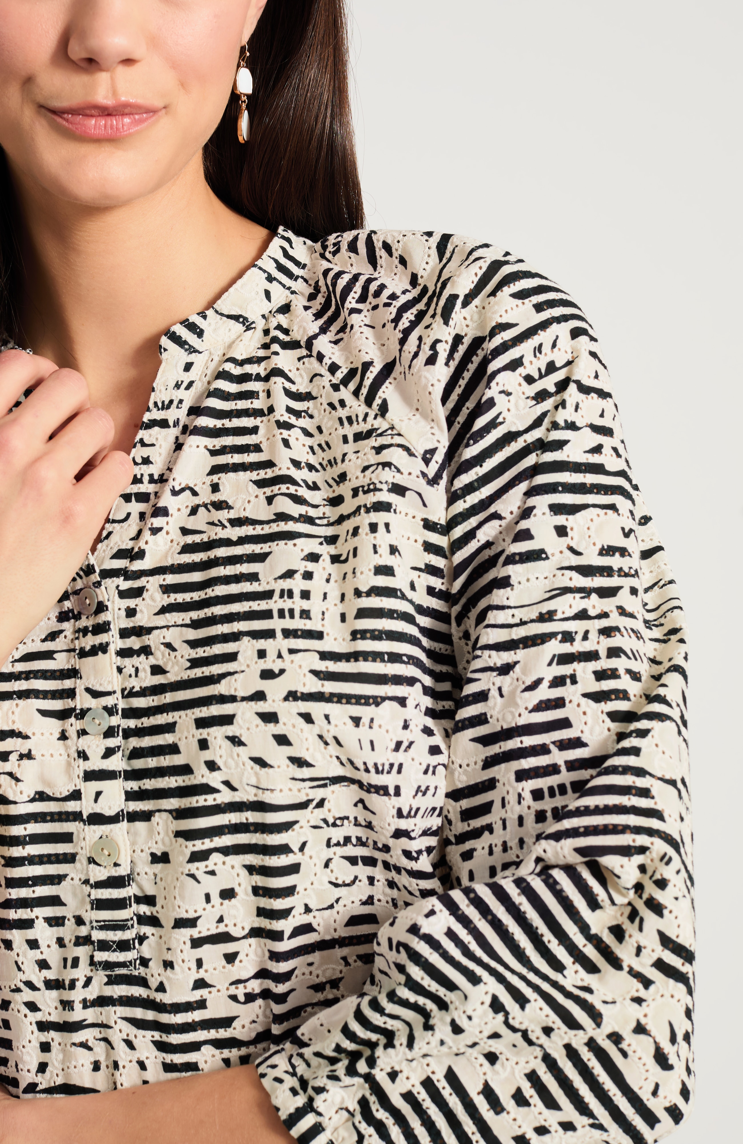 printed eyelet top