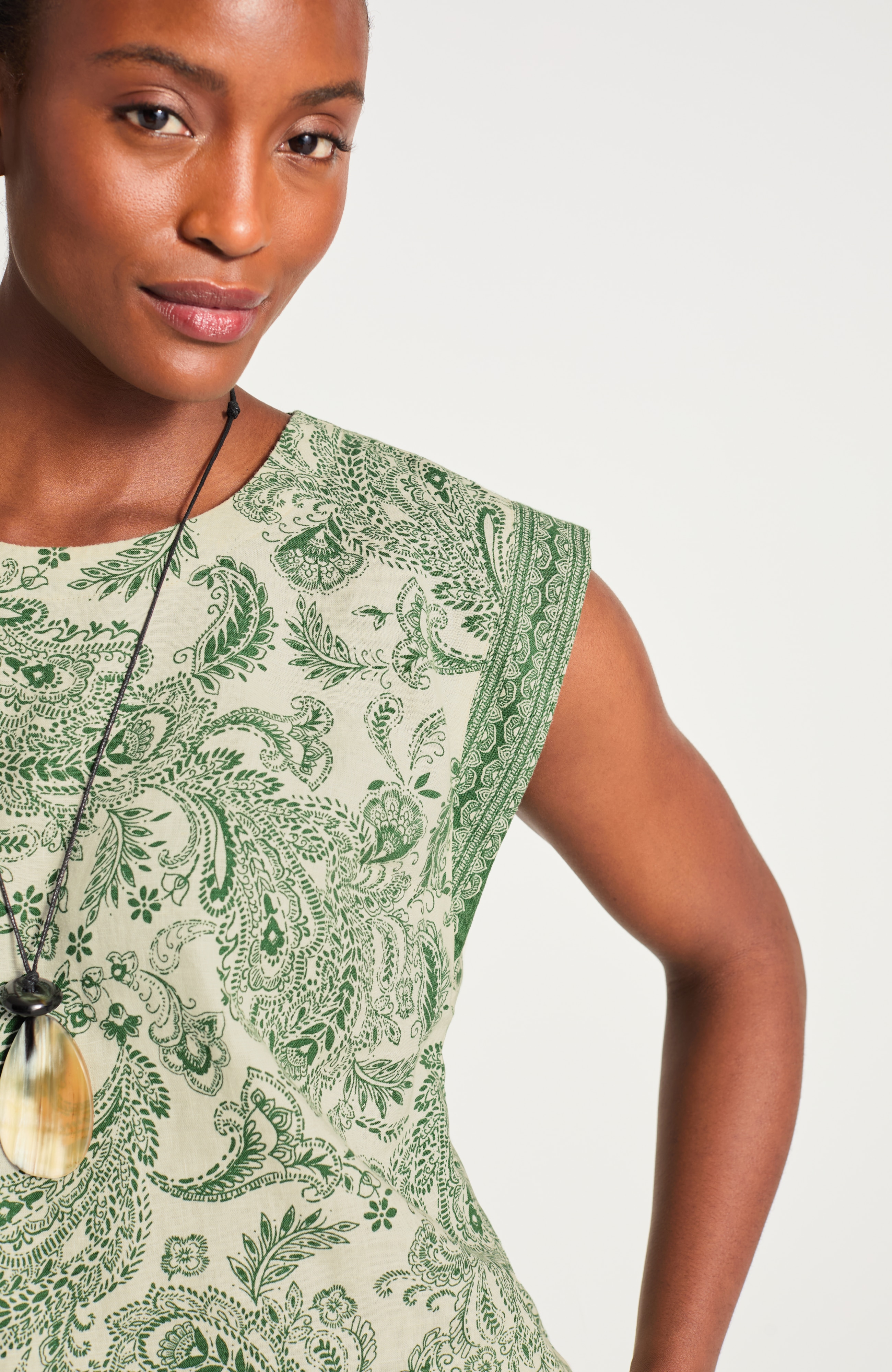Linen Border-Print Tee
