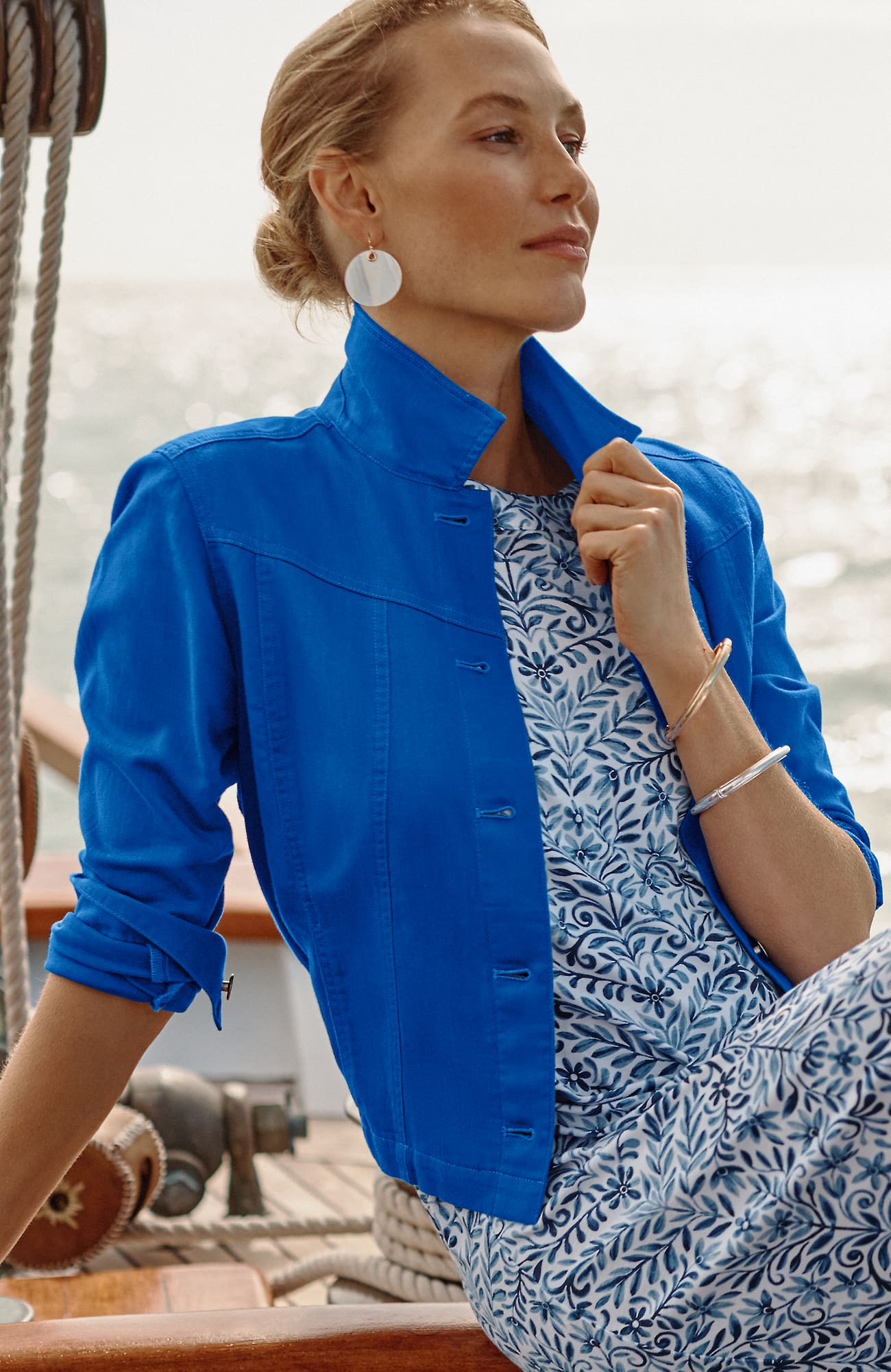 Jjill Cotton & Linen Seamed Denim Jacket In Blue